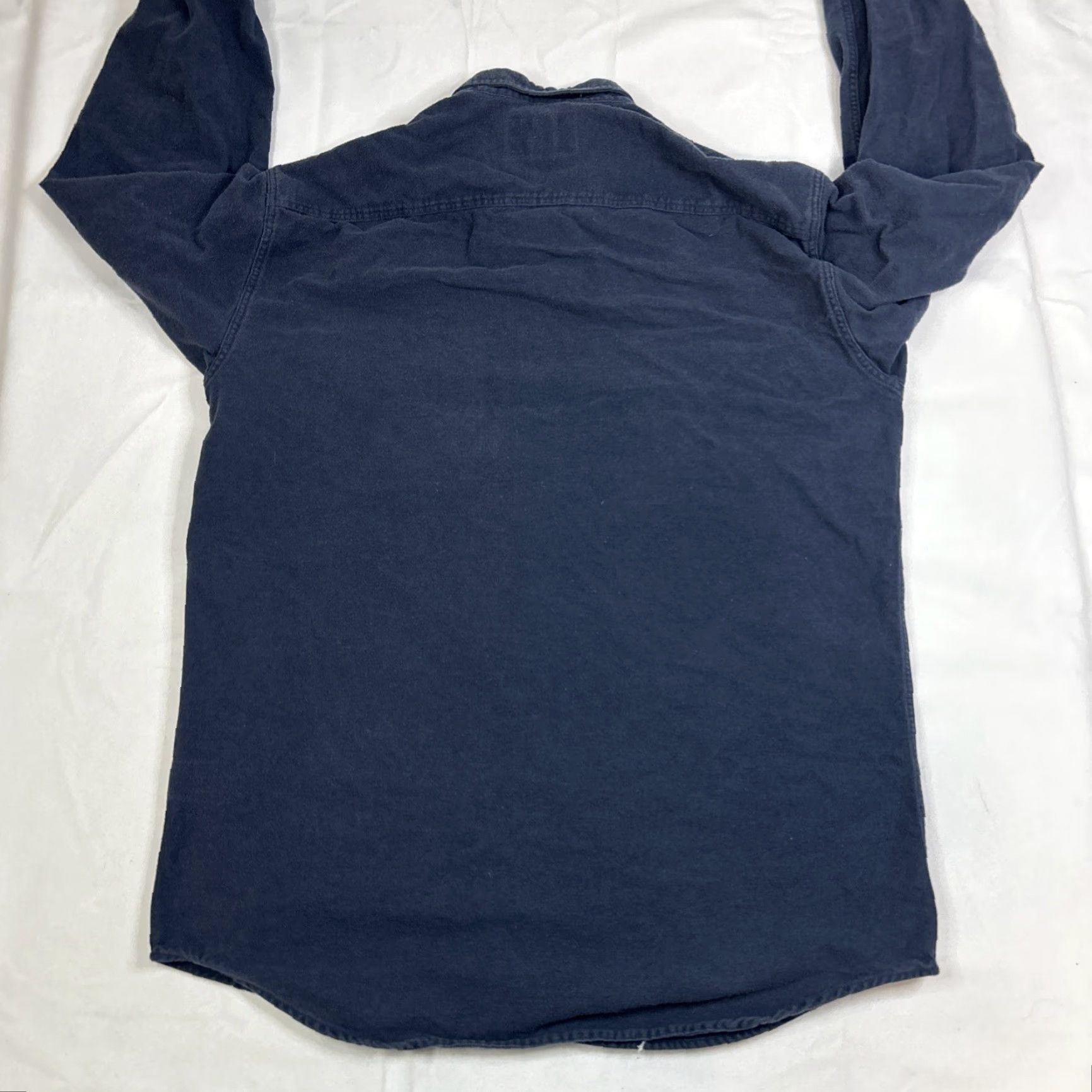 Vintage Cabela’s Button Down Men’s Medium Navy Blue Chamois Pockets Longsleeve M Navy Blue Mens Shirt Button-Up Long Sleeve Chamois Pockets Size US M / EU 48-50 / 2 - 6 Thumbnail