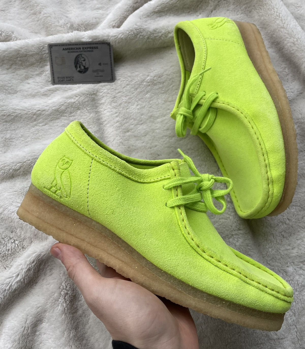 Clarks × October's Very Own OVO x Clarks Originals Neon Green Wallabee Size US 7 / EU 40 - 2 Thumbnail