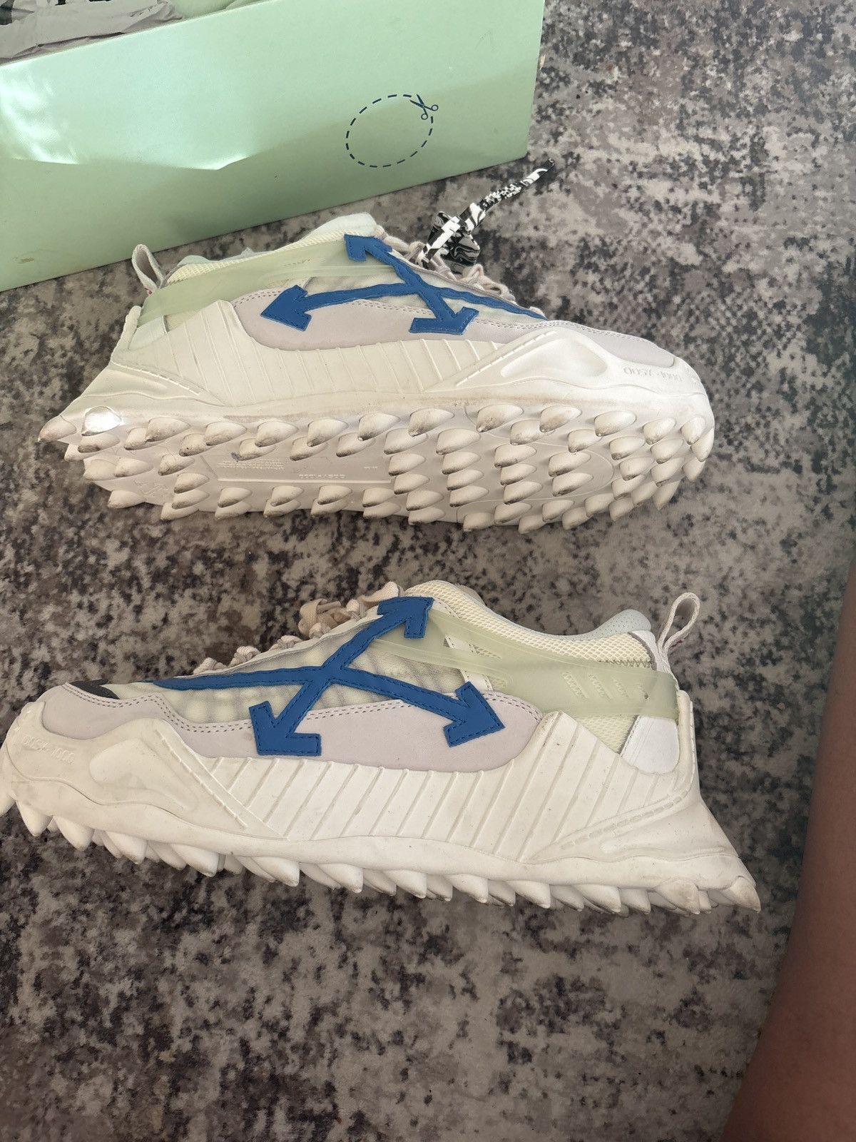 Off-White Off-White Odyssey Size US 10.5 / EU 43-44 - 1 Thumbnail