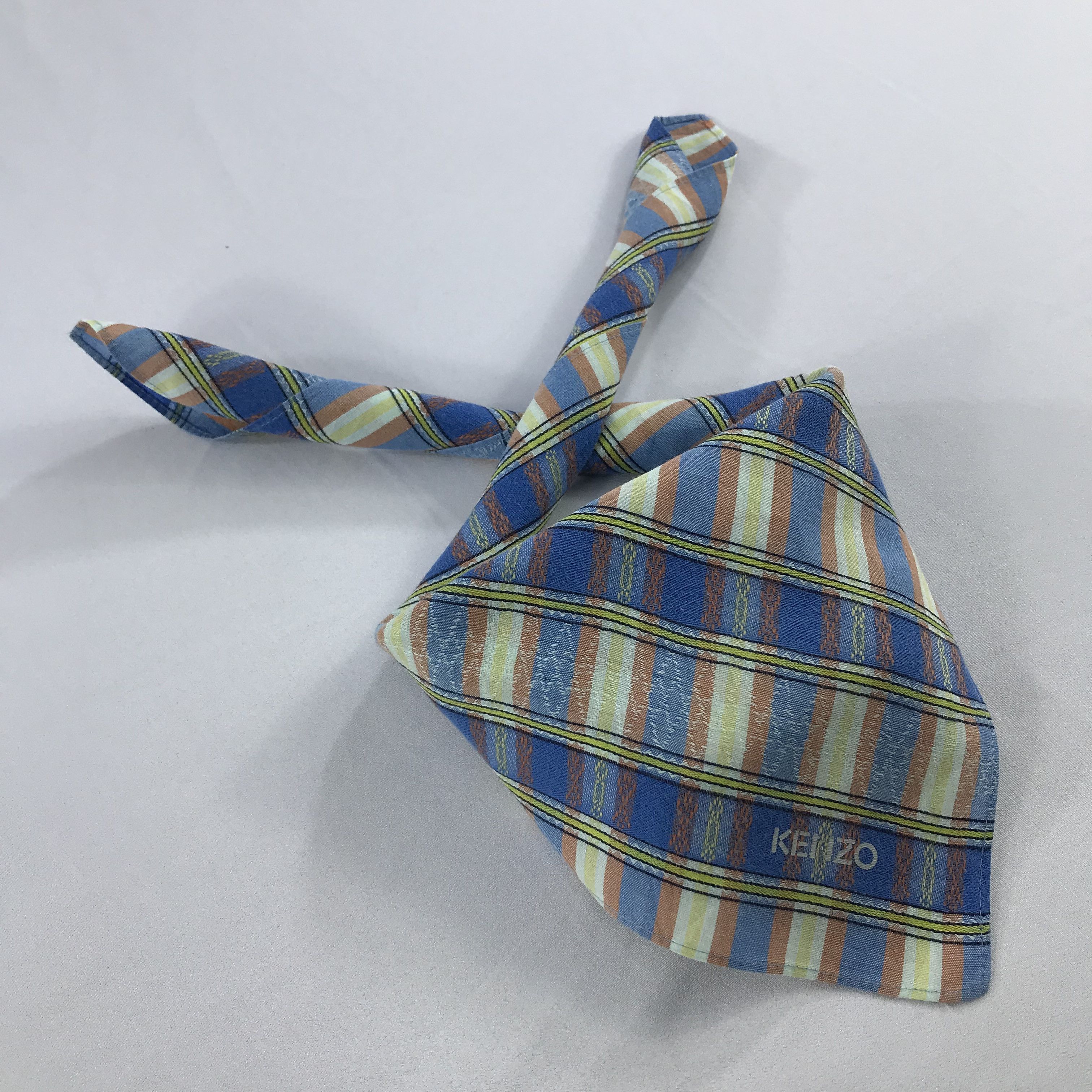 Kenzo × Vintage Kenzo Bandana / Handkerchief / Neckerchief - S2660 Size ONE SIZE - 4 Thumbnail
