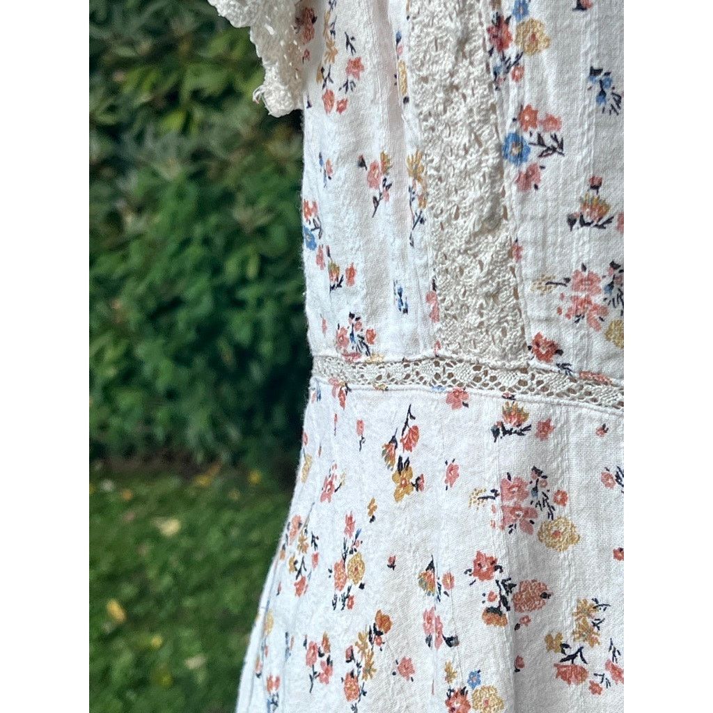 American Eagle Outfitters Milkmaid Dress L Crochet Cottagecore American Eagle Floral Size L / US 10 / IT 46 - 3 Thumbnail