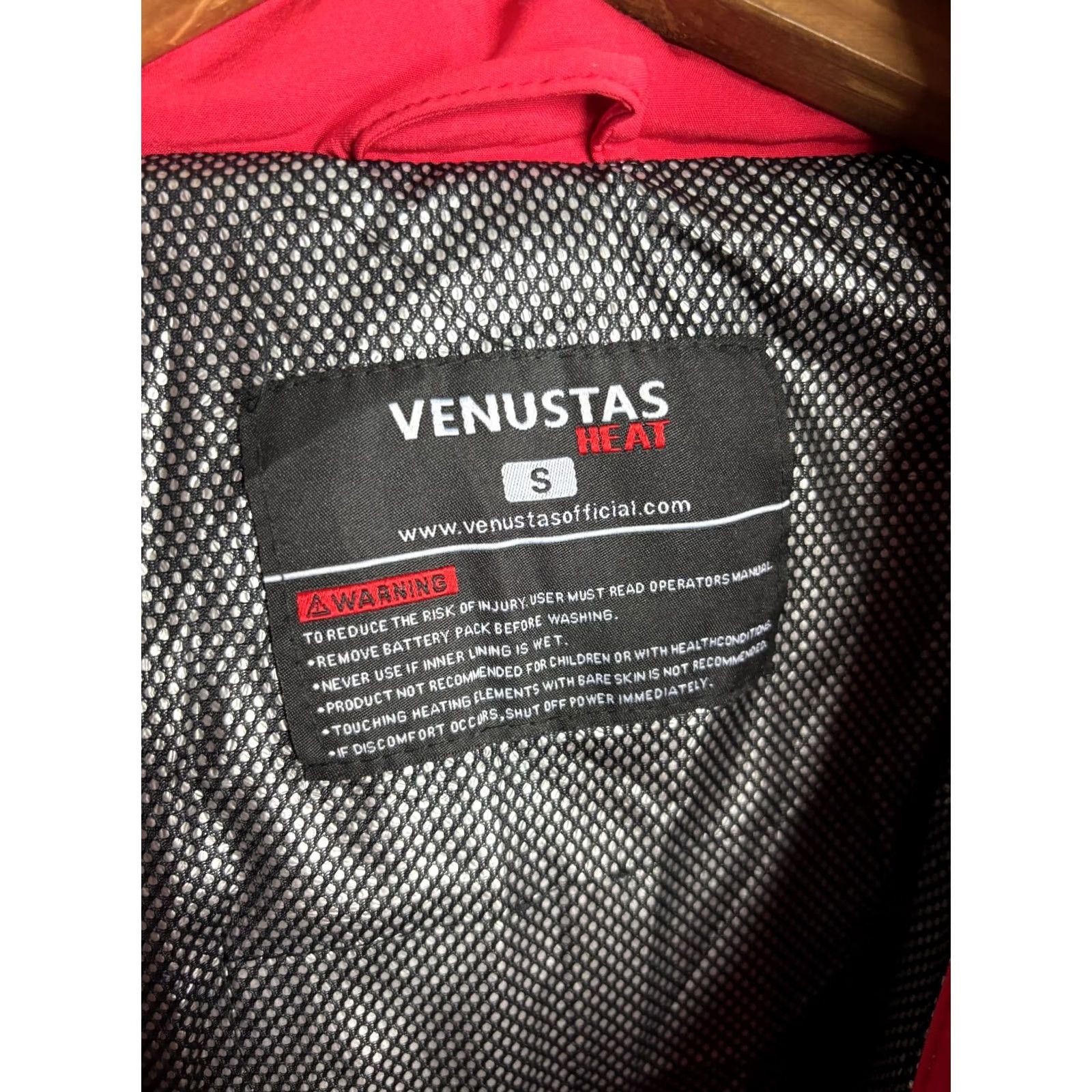 Vintage Venustas Heat Men’s Red Full Zip Heated Jacket W/Hood Size S - Regular Fit, Softshell, Logo, Zipper, Outdoor/Workwear Jacket Size US S / EU 44-46 / 1 - 6 Thumbnail