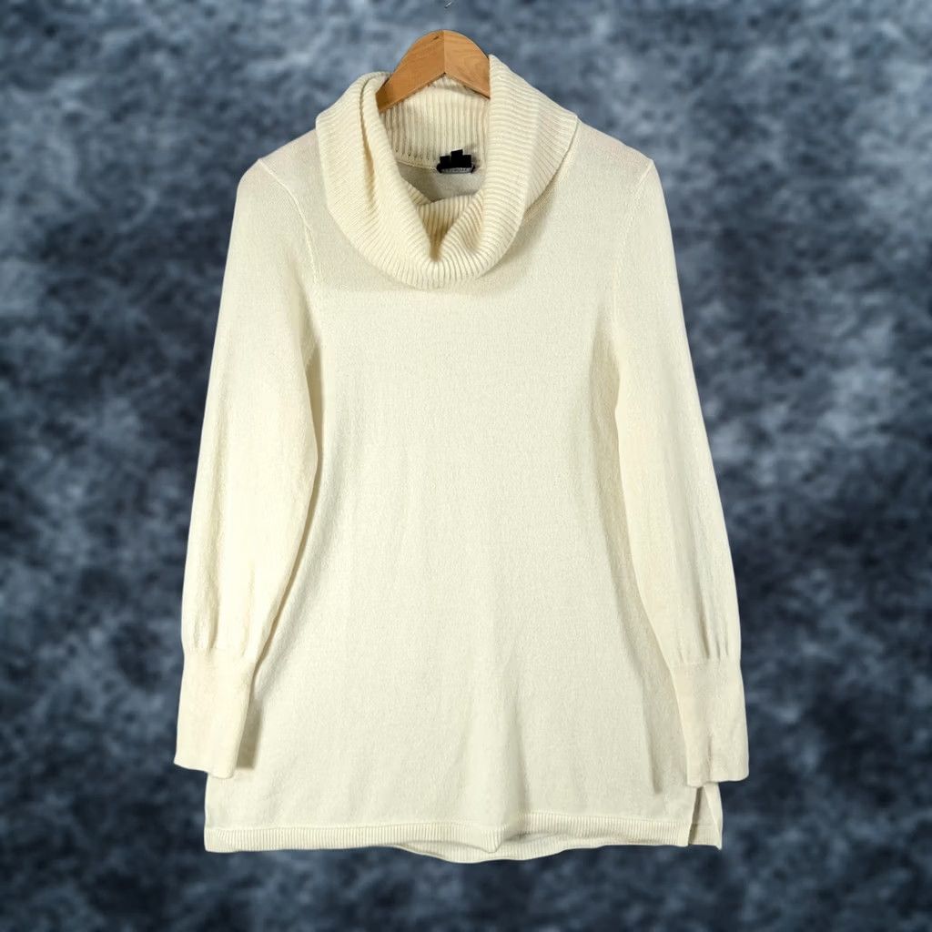 Talbots VINTAGE? No. Talbots White 100% Cashmere Tunic Sweater Womens 1X Cowl Neck Raglan Lightweight Shirt Ladies Plus Size 1X Womens Size XL / US 12-14 / IT 48-50 - 1 Thumbnail