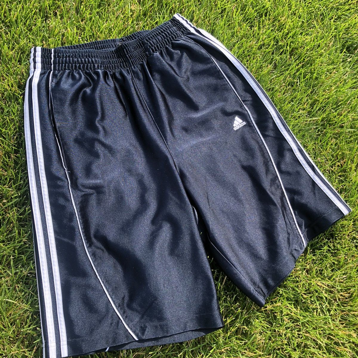 Adidas Adidas shorts Size US 36 / EU 52 - 4 Thumbnail