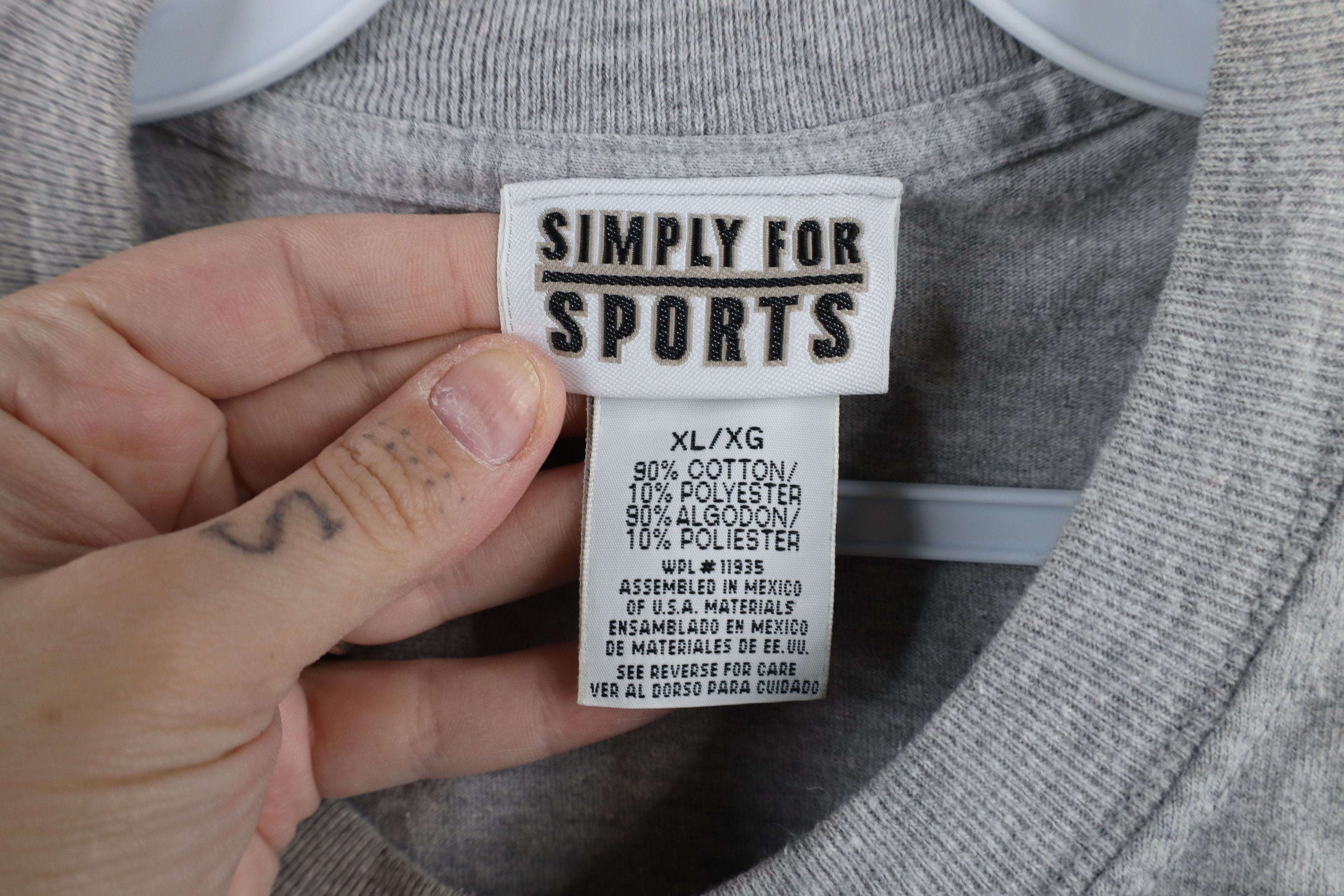 Vintage Vintage 90s Streetwear Heavyweight T-Shirt Heather Gray Size US XL / EU 56 / 4 - 7 Thumbnail