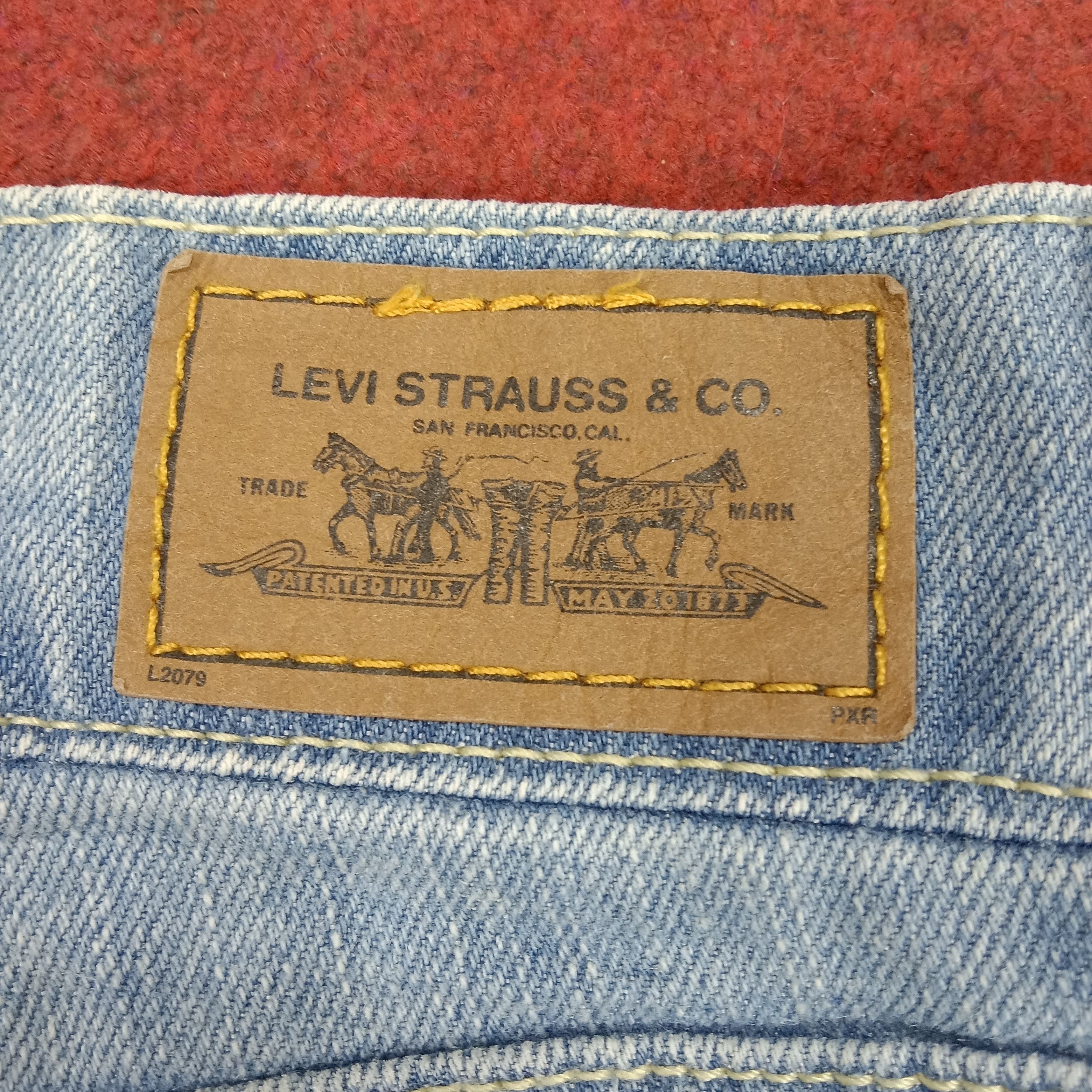 Levi's × Vintage Levis Streetwear Summer Surfing Style Short Jeans Size 31" - 15 Thumbnail