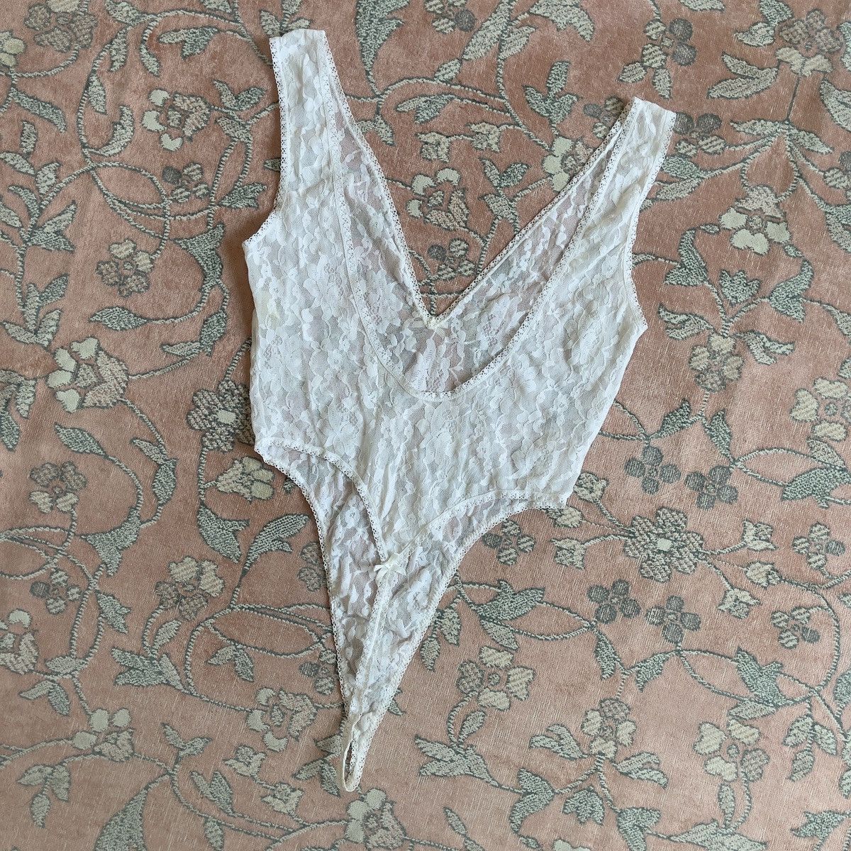 Victoria's Secret Victoria’s Secret 1980s Semi-Sheer White Lace Bodysuit (S) Size S / US 4 / IT 40 - 7 Thumbnail