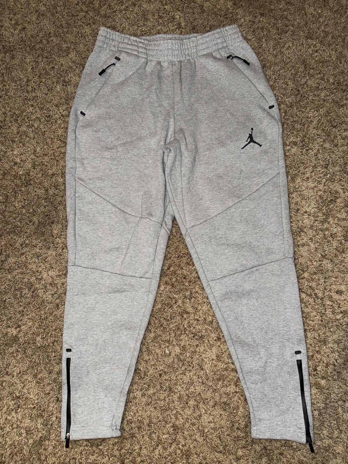 Nike Nike Air Jordan Men’s Shield Fleece Basketball Training Sweatpants Joggers Size US 32 / EU 48 - 1 Thumbnail
