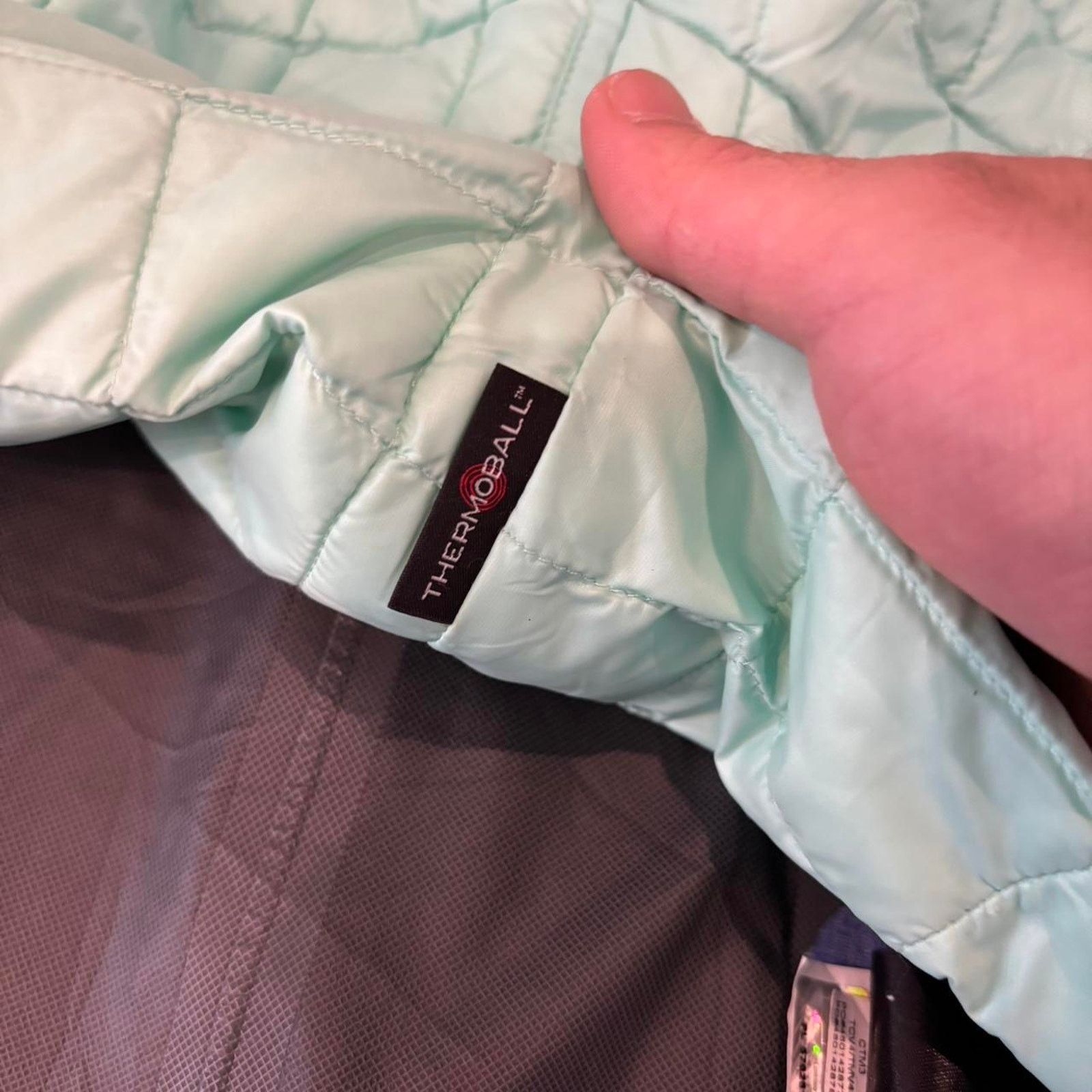 The North Face HyVent 2.5L Jacket Purple & Blue Size Medium