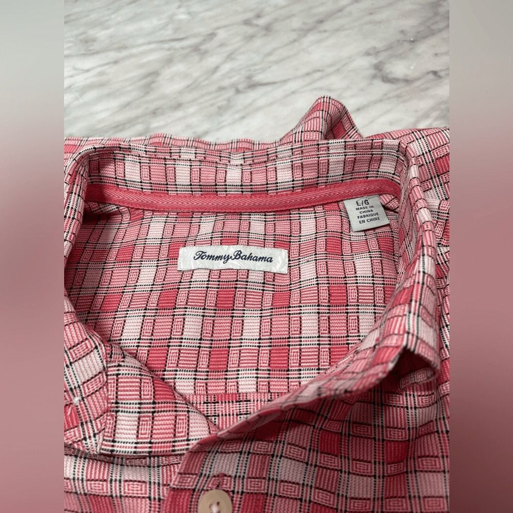 Tommy Bahama Tommy Bahama red white black woven Plaid Camp Shirt 100% Sil Size US L / EU 52-54 / 3 - 5 Thumbnail