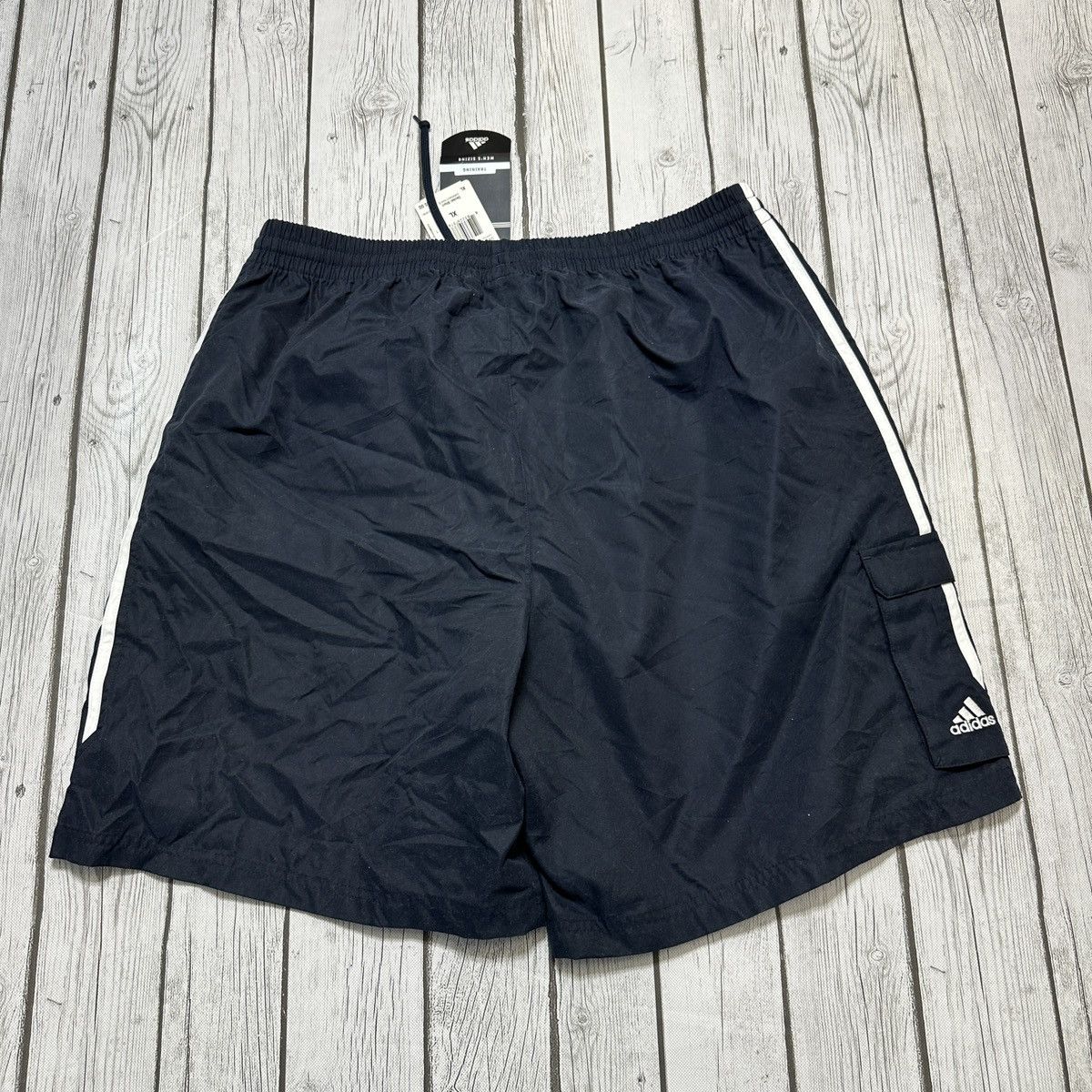 Adidas Adidas shorts Size US 36 / EU 52 - 2 Thumbnail
