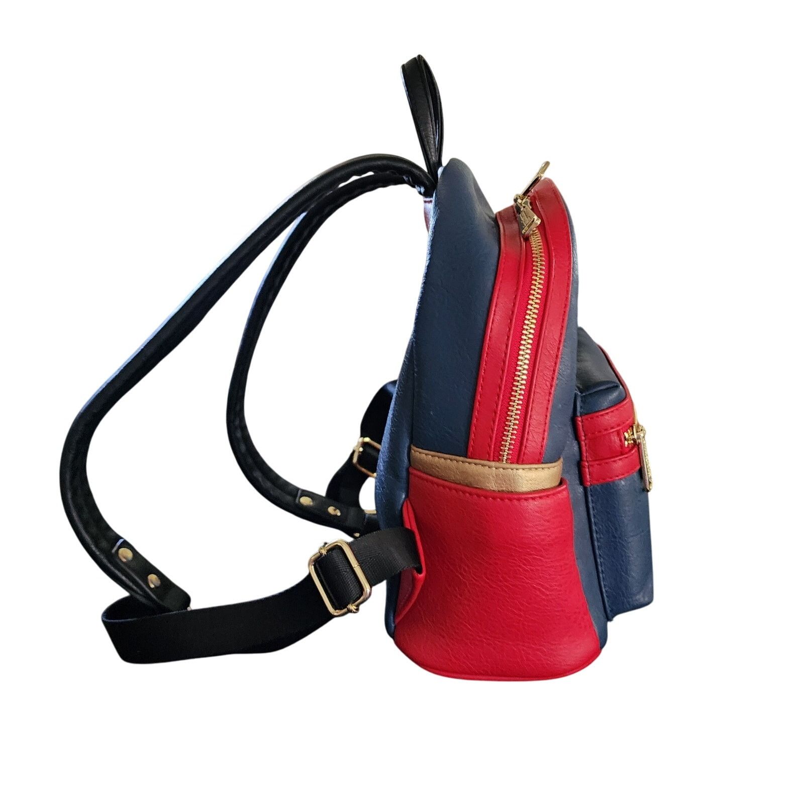 Other Loungefly Captain Marvel backpack excellent condition Size ONE SIZE - 3 Thumbnail