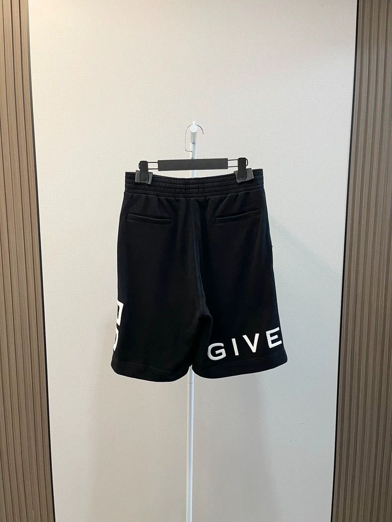 Givenchy Givenchy SizeM Embroidered Logo Casual Shorts Size US 29 - 2 Thumbnail