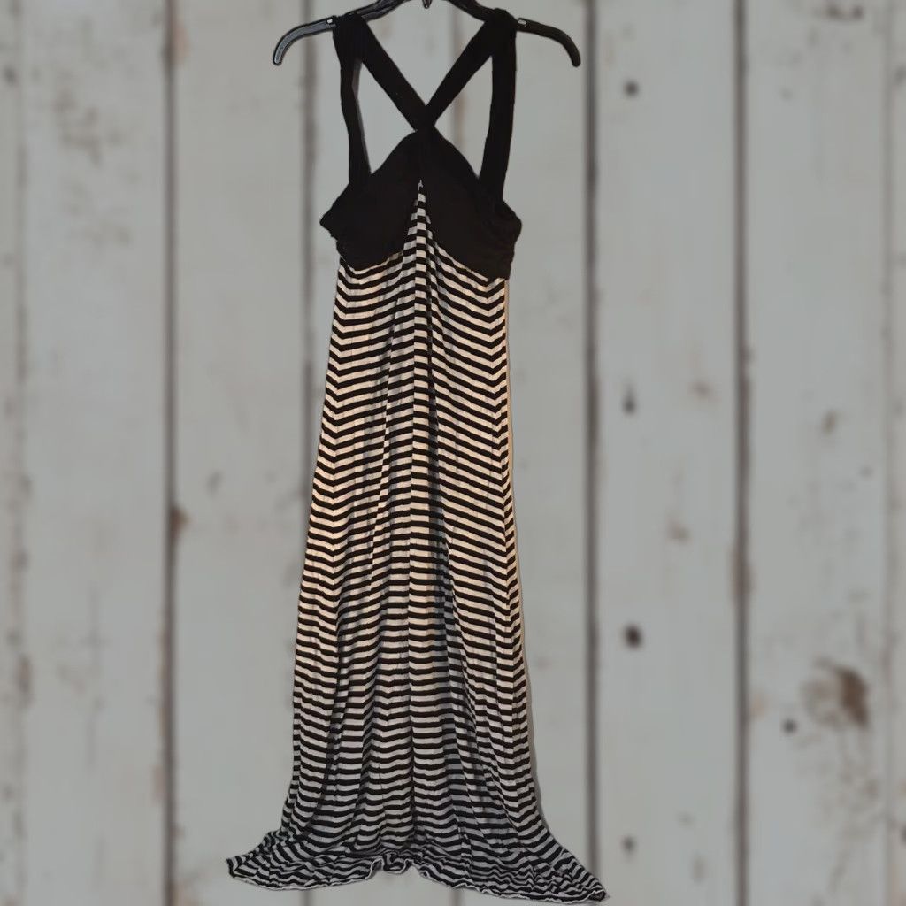 Vintage MAX STUDIO Maxi Dress Women's M Black/White Striped Halter Sleeveless LONG Casual Party/Cocktail Spring Summer EUC Size M / US 6-8 / IT 42-44 - 1 Thumbnail