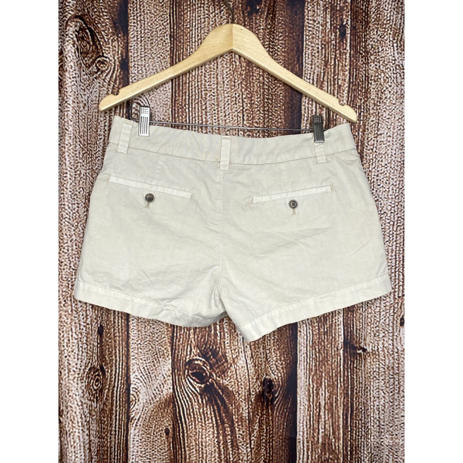 Uniqlo Uniqlo Womens Chino Short Shorts Size 8 Khaki Beige 100% Cotton Size 30" / US 8 / IT 44 - 2 Thumbnail