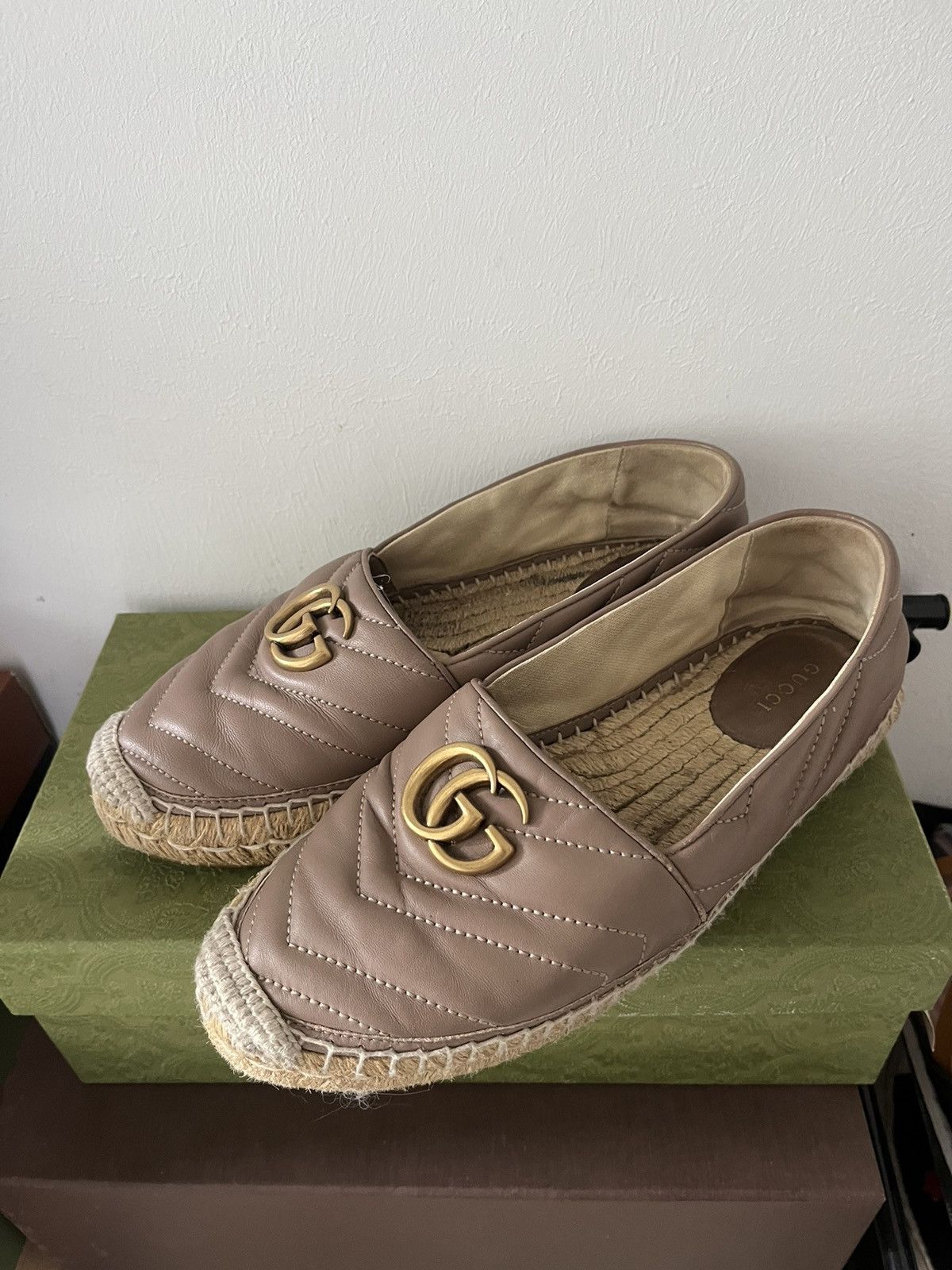 Gucci Gucci GG Marmont Matelassé Chevron Espadrilles in Rose Pink Size US 8.5 / IT 38.5 - 1 Thumbnail