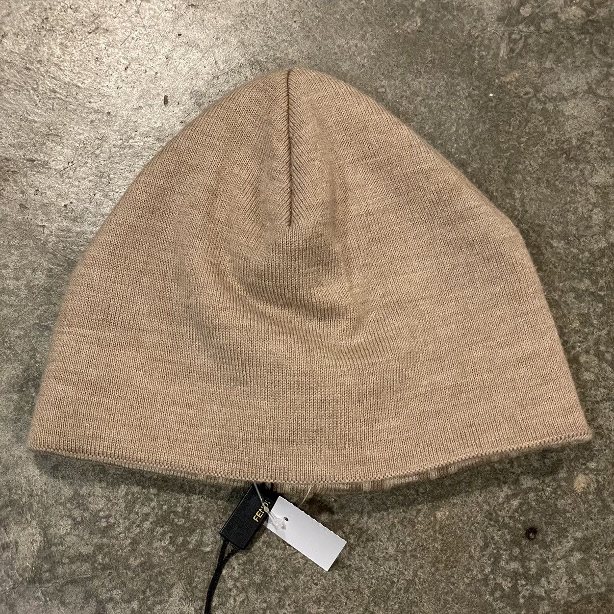 Fendi Fendi Monogram Beanie Size ONE SIZE - 7 Thumbnail