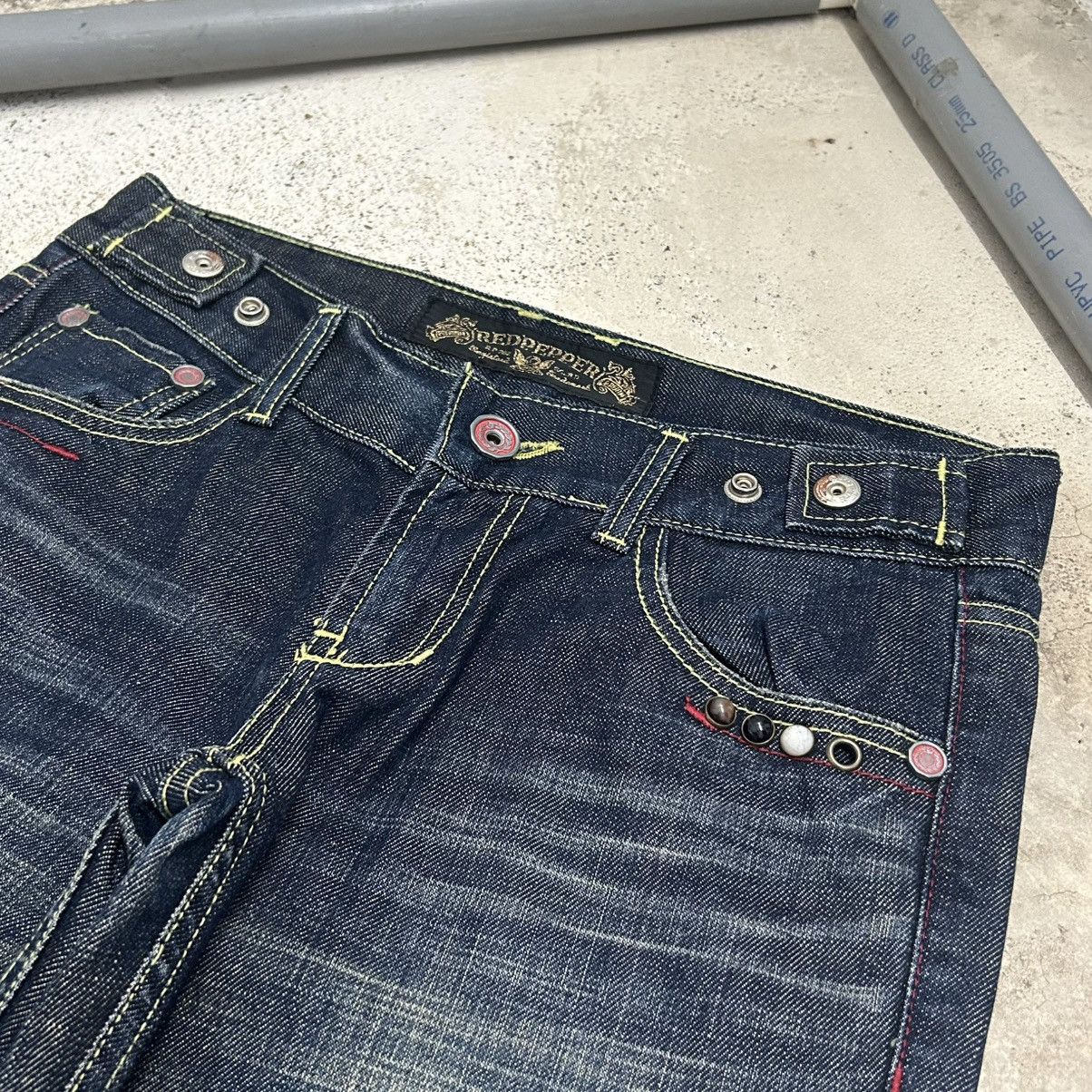 Hysteric Glamour Flare Red pepper embroidered wide leg blue jeans Size 30" / US 8 / IT 44 - 4 Thumbnail