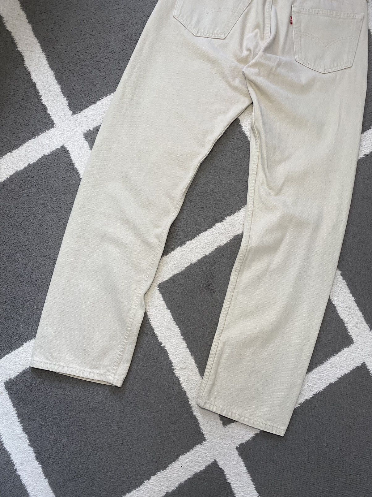 Levi's × Vintage Vintage 90’s Levi’s 501 men’s denim pants jeans Size US 32 / EU 48 - 10 Thumbnail