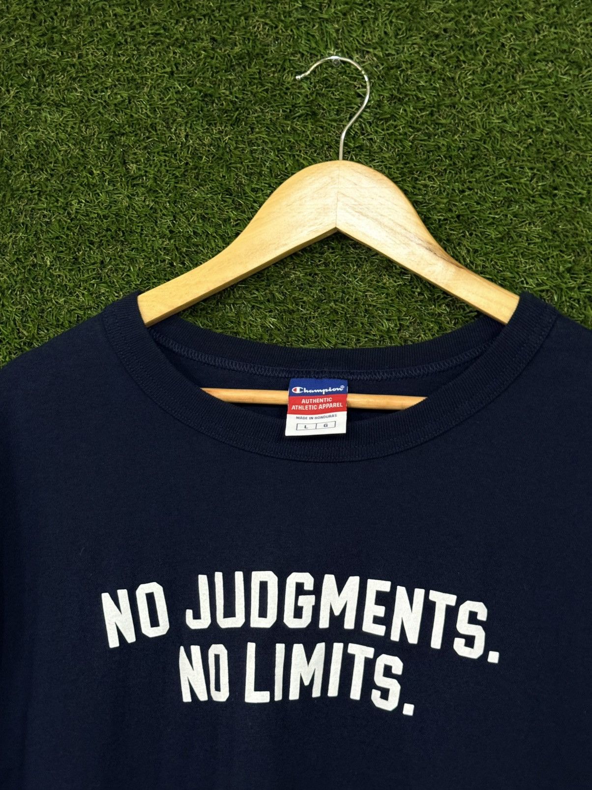 Champion Champion Heavyweight No Judgment No Limits Navy Logo Shirt Size US L / EU 52-54 / 3 - 1 Thumbnail