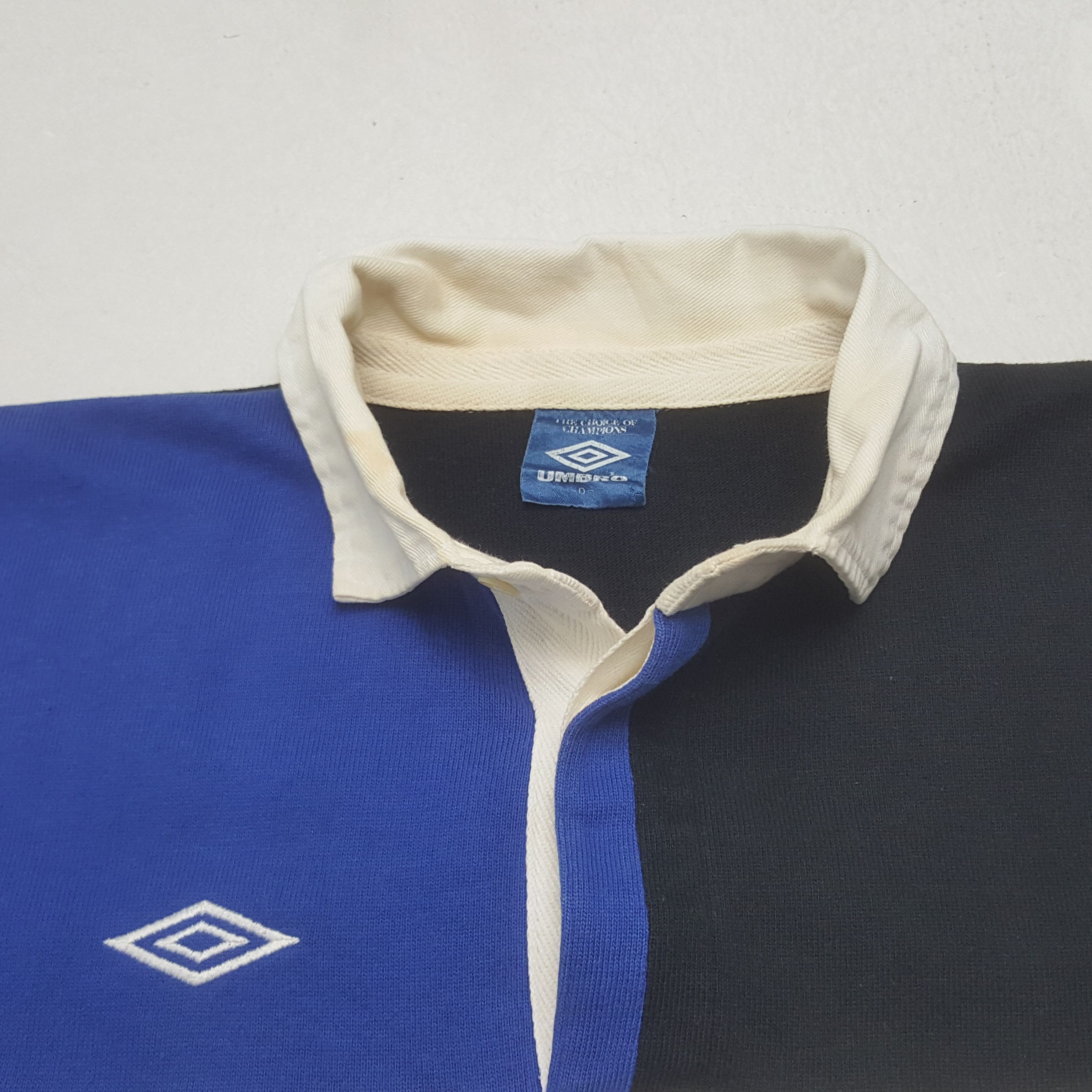 Umbro Vintage Umbro Sportswear Rugby Polos C301N40 Size US L / EU 52-54 / 3 - 4 Thumbnail
