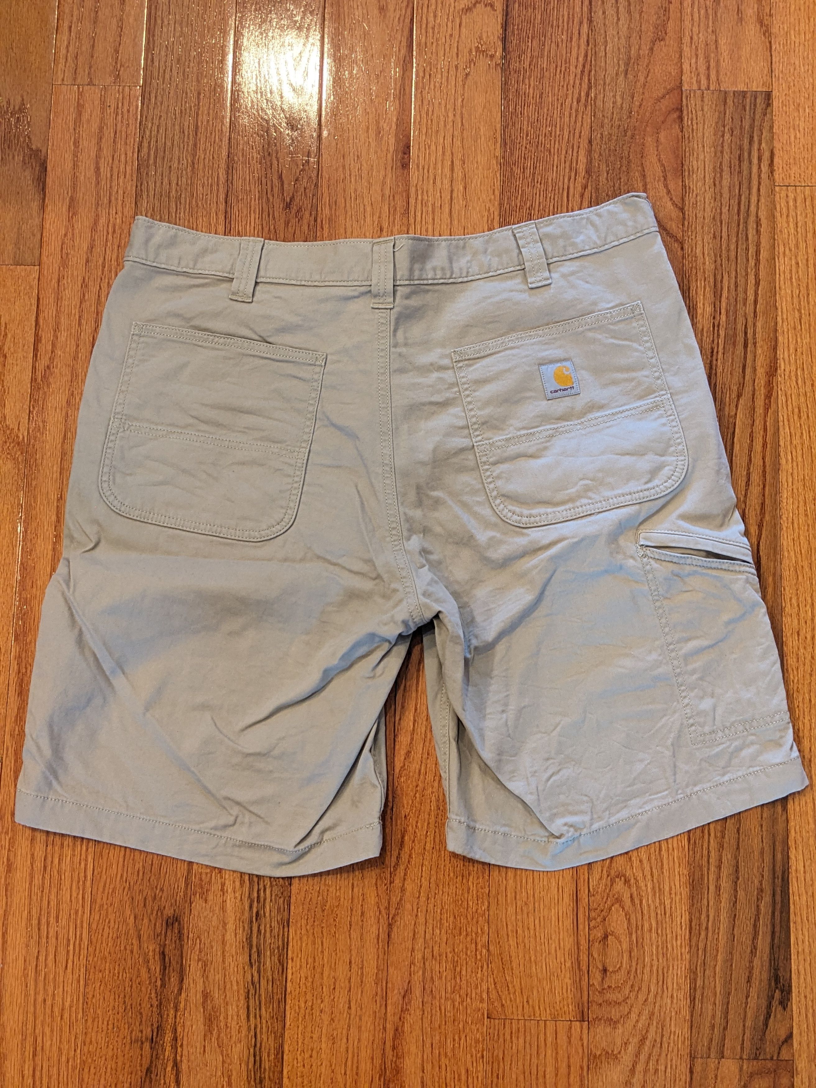 Carhartt Carhartt Relaxed Fit Size 38 Tan Shorts Size US 38 / EU 54 - 1 Thumbnail