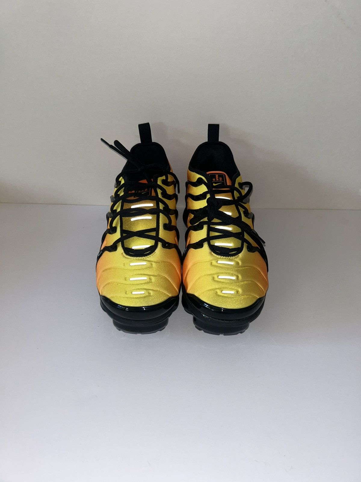 Nike Air Vapormax Plus Size US 9 / EU 42 - 7 Thumbnail