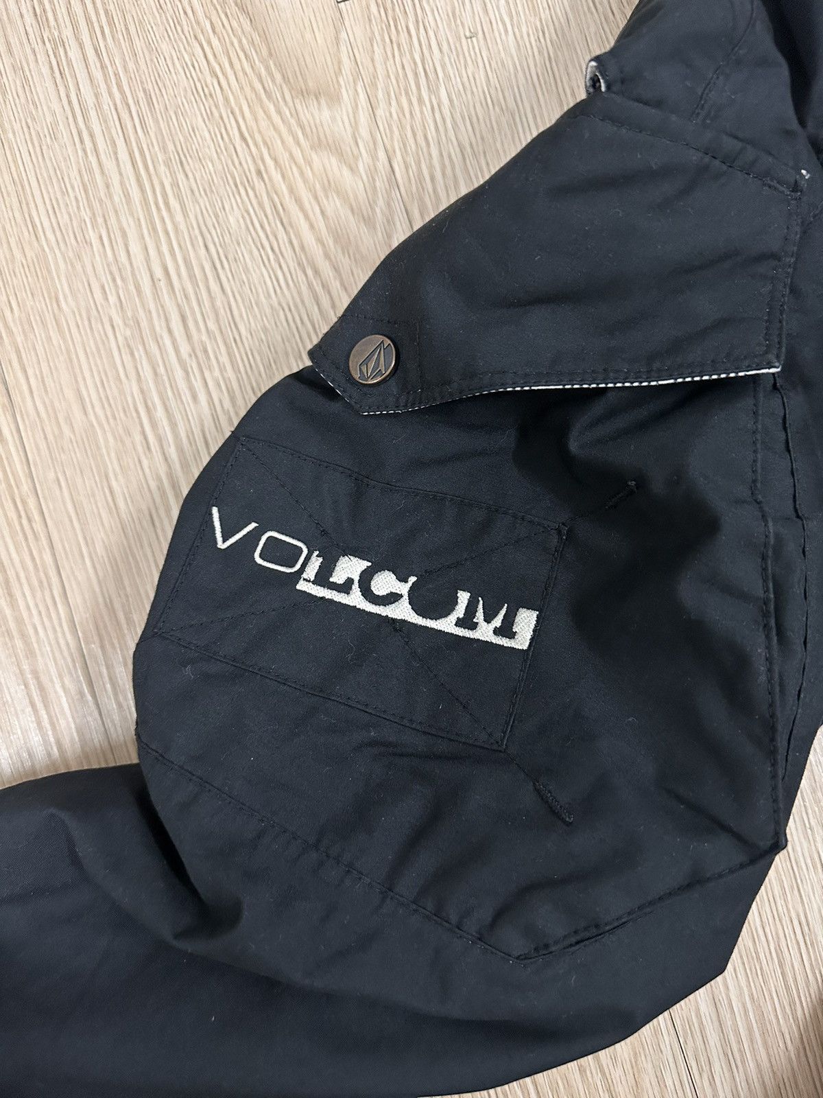 Beauty Beast × Vintage × Volcom Rare Beautiful Vintage Volcom Gorpcore Baggy Parachute Pants Size US 34 / EU 50 - 19 Thumbnail