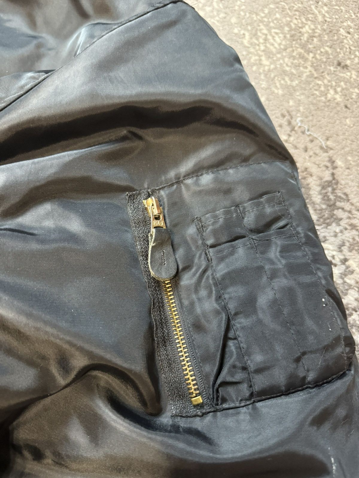 Vintage Vintage Y2K Military MA-1 Distressed Balenciaga Style Bomber Size US L / EU 52-54 / 3 - 10 Thumbnail