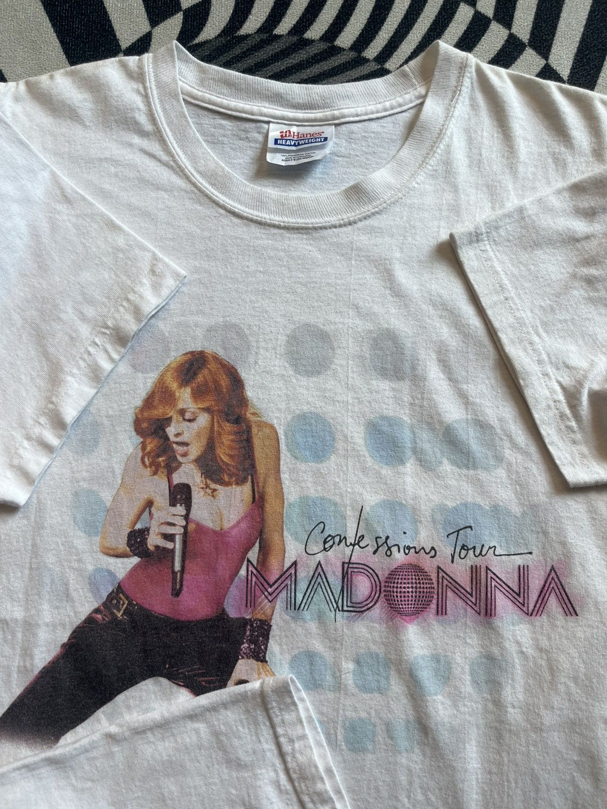 Band Tees Vintage MADONNA Confessions Tour 2006‘s Tshirt Size US S / EU 44-46 / 1 - 7 Thumbnail