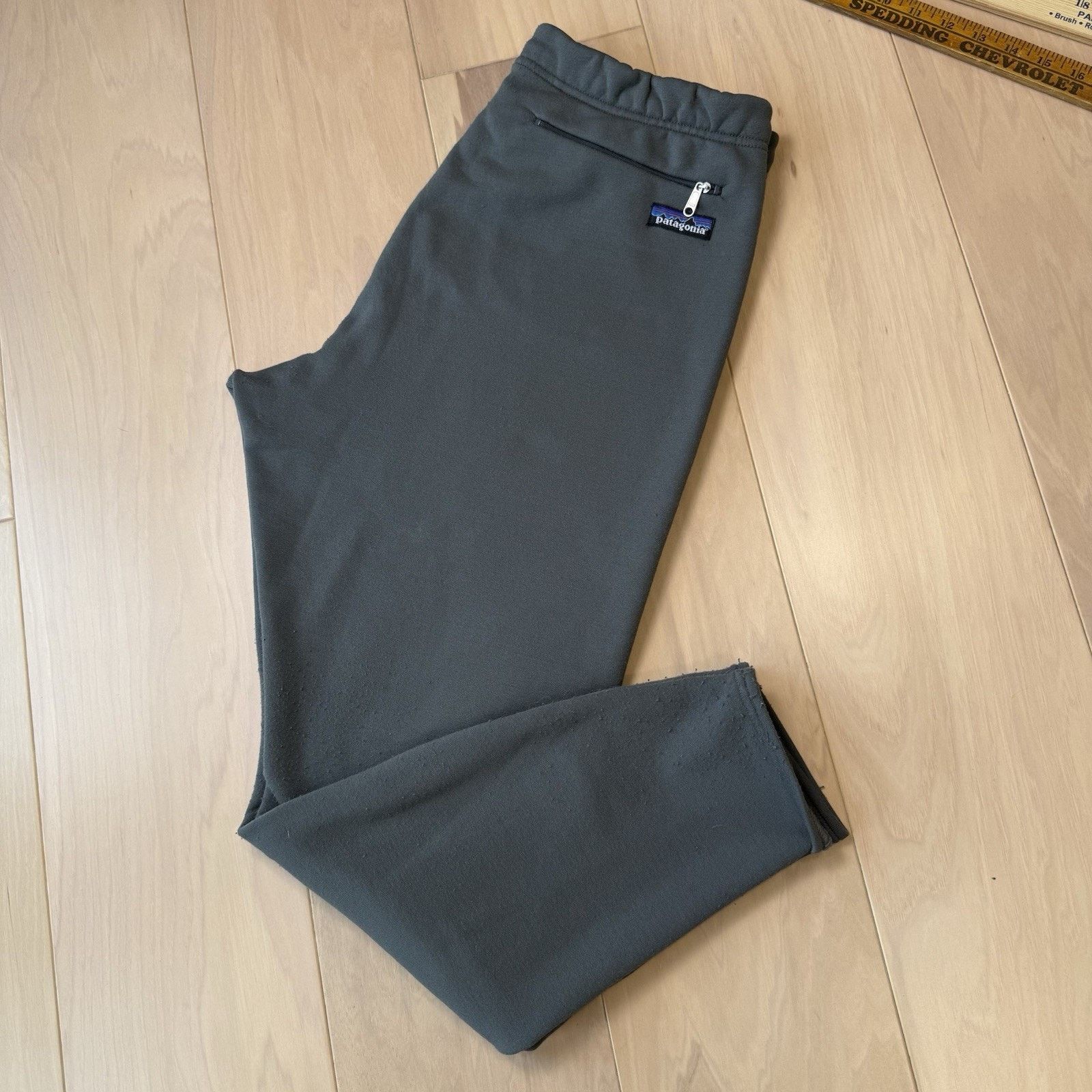 Patagonia Vintage Patagonia R2 Techface Pants XL Gray Fleece Jogger Size US 32 / EU 48 - 10 Thumbnail