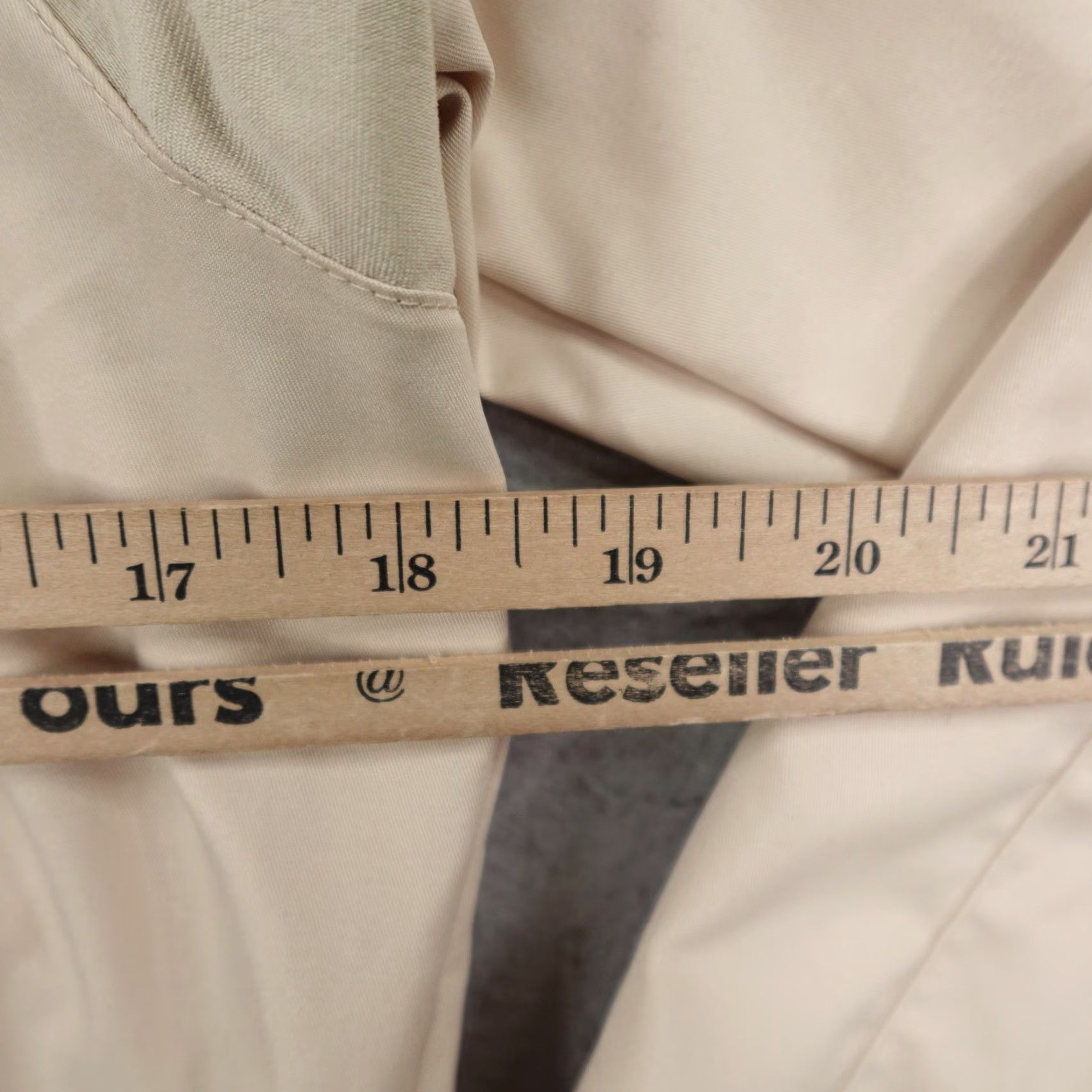 Nike VINTAGE Nike Jacket Womens Medium Beige Track Coat Full Zip Up Swoosh Y2K Jacket Women Beige Track Zip Full Zip Swoosh Y2K Vintage Nike Coat Size M / US 6-8 / IT 42-44 - 7 Thumbnail