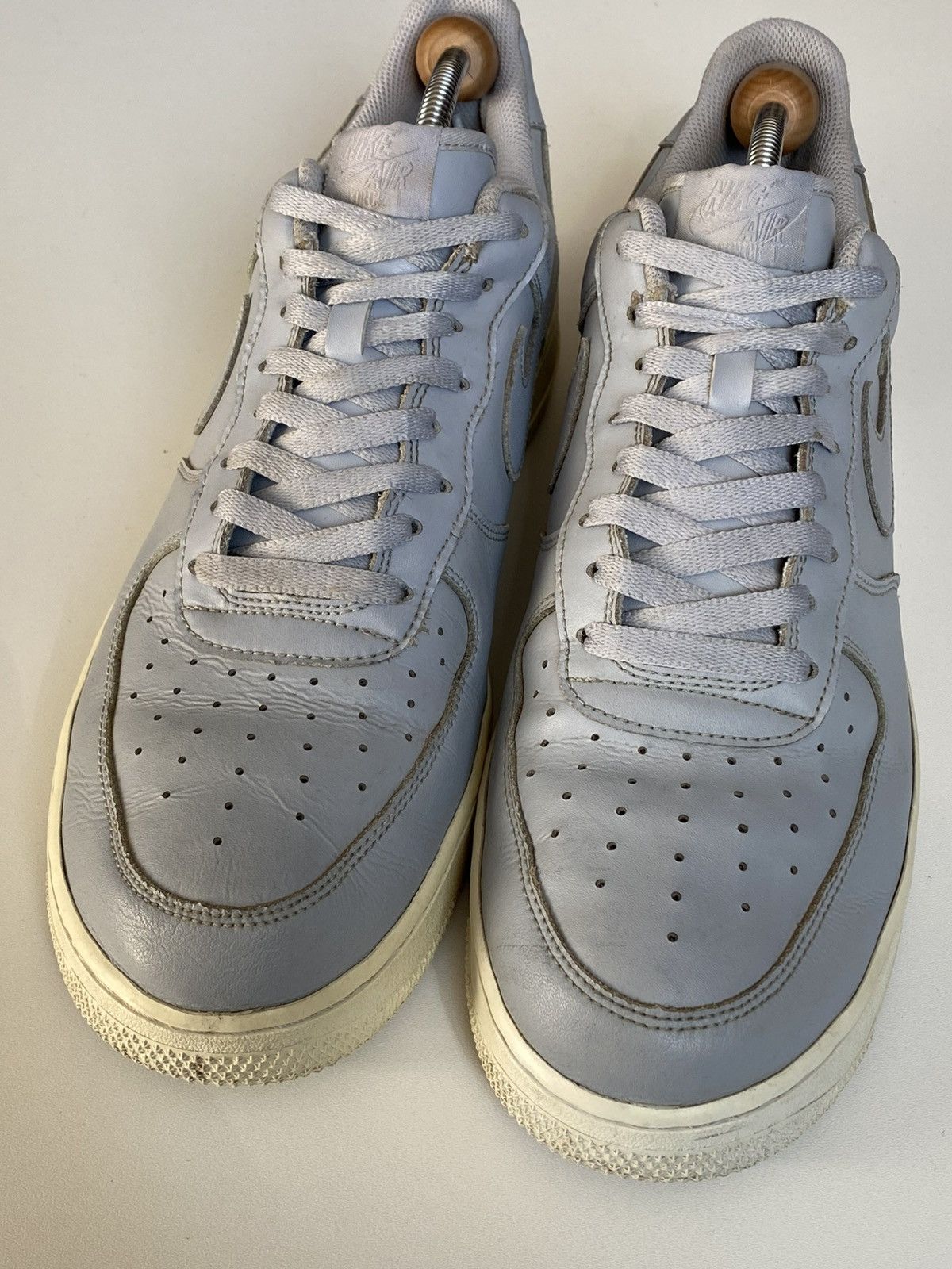 Nike 🔥 NIKE AIR FORCE 1 LOW GREY CASUAL ESSENTIALS SNEAKERS Size US 12 / EU 45 - 4 Thumbnail
