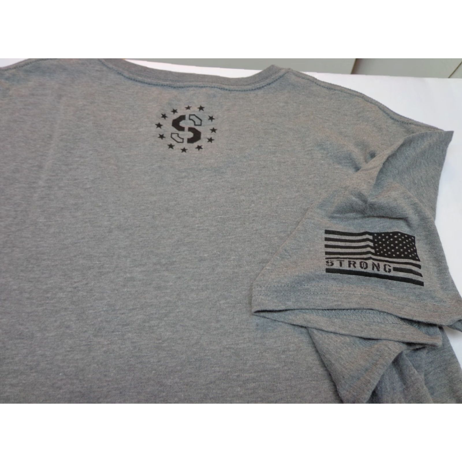 Vintage STRONG by Lincoln Outfitters Control Max Performance Gear T-shirt 3XL Gray Short Sleeve Crew Neck Men, Graphic Print, Cotton Polyester, Regular Fit Size US XXL / EU 58 / 5 - 6 Thumbnail