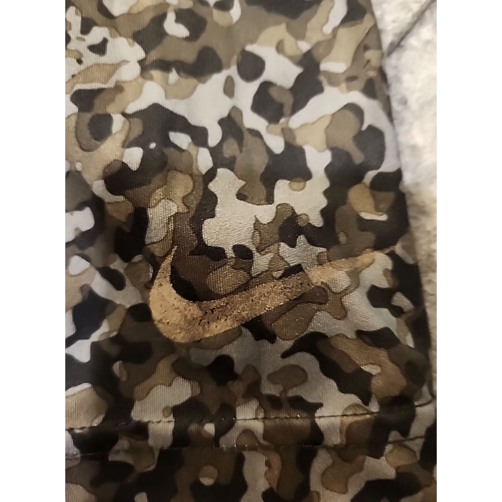 Nike Nike Shorts Mens M Camouflage DriFit Volt Training Swoosh Gym Athletic Gray Multicolor 90s? No, not applicable Mens Size US 31 - 4 Thumbnail