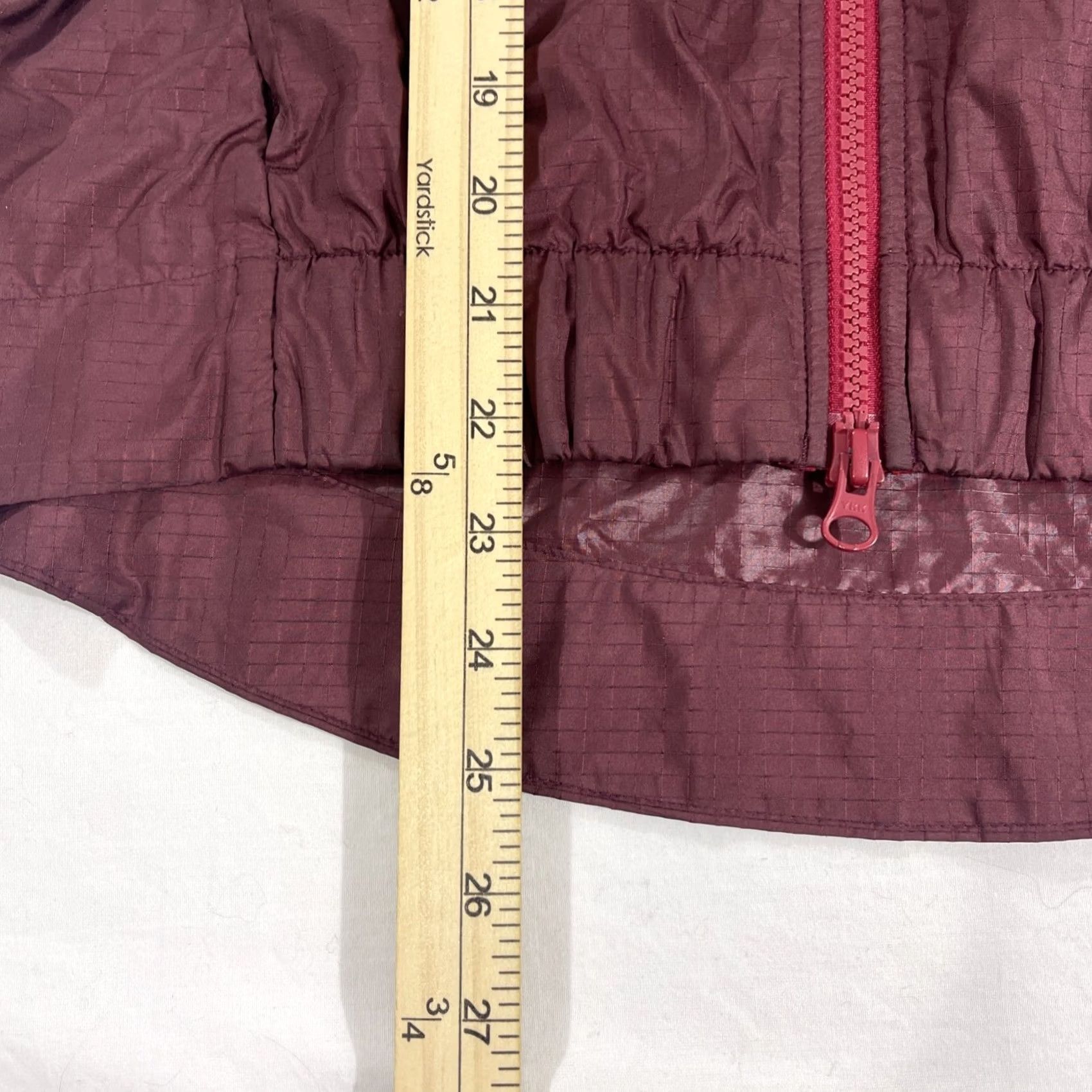 Nike Nike Windrunner Windbreaker Jacket XS Red Maroon 804947-620 Nike Windrunner Windbreaker Women XS Red Maroon 804947-620 Size XS / US 0-2 / IT 36-38 - 4 Thumbnail