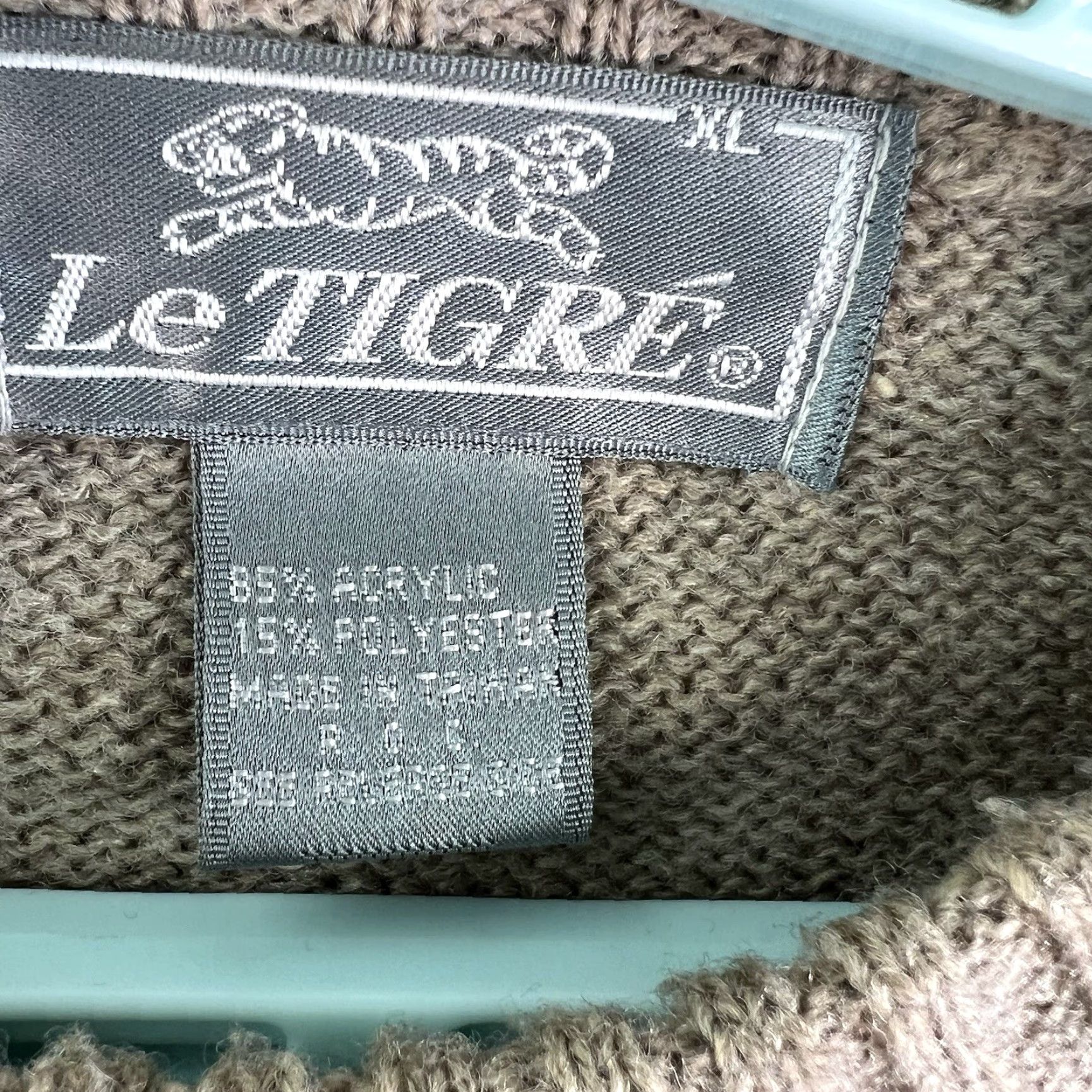 Vintage VINTAGE Le Tigre Sweater Crew Neck Striped Mens XL Tan/Blue/Maroon 90s USA Logo Knit Pullover Winter Casual XLT Mens Size US XL / EU 56 / 4 - 4 Thumbnail