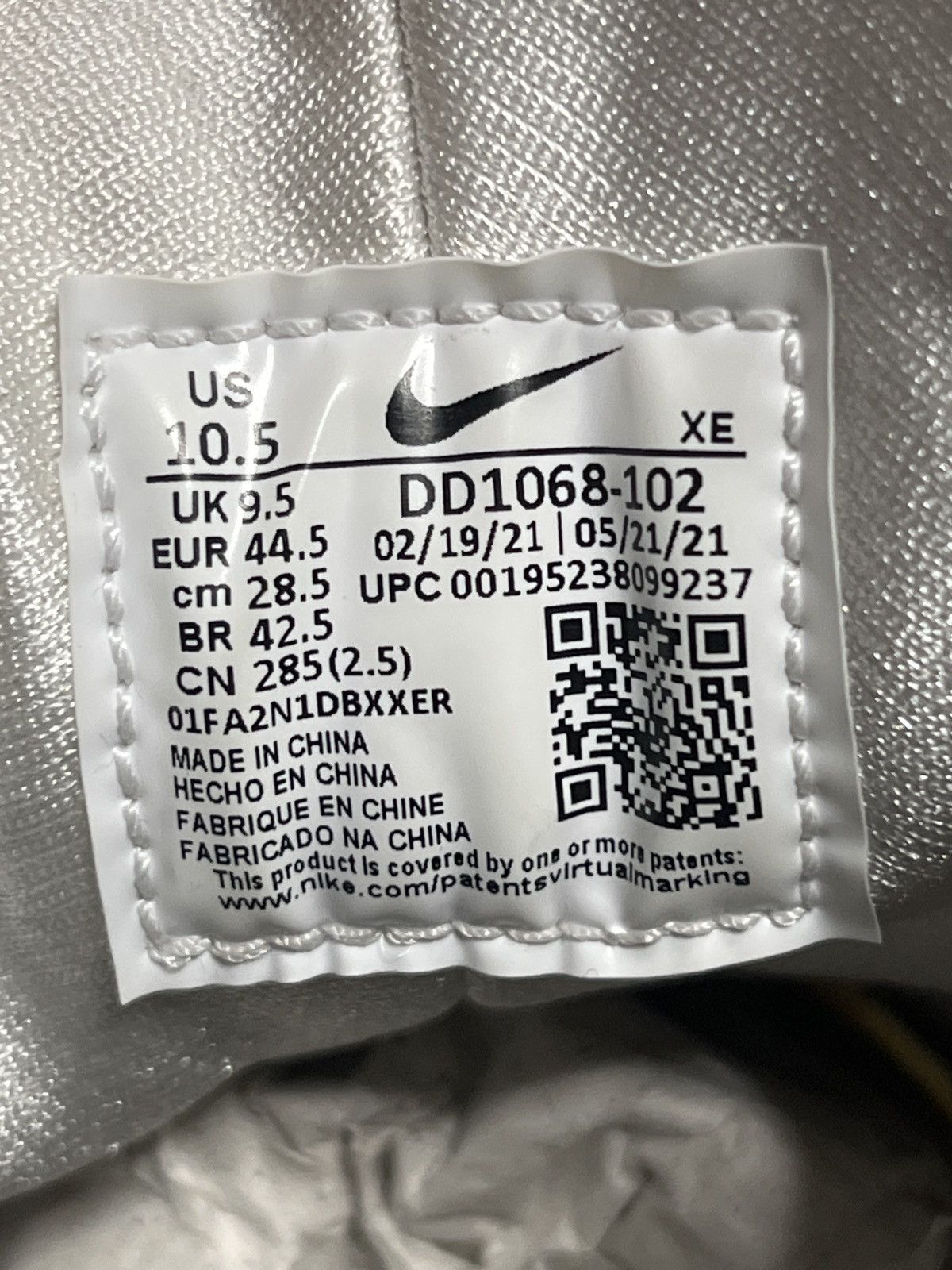 Nike Nike Air Huarache Size US 10.5 / EU 43-44 - 8 Thumbnail