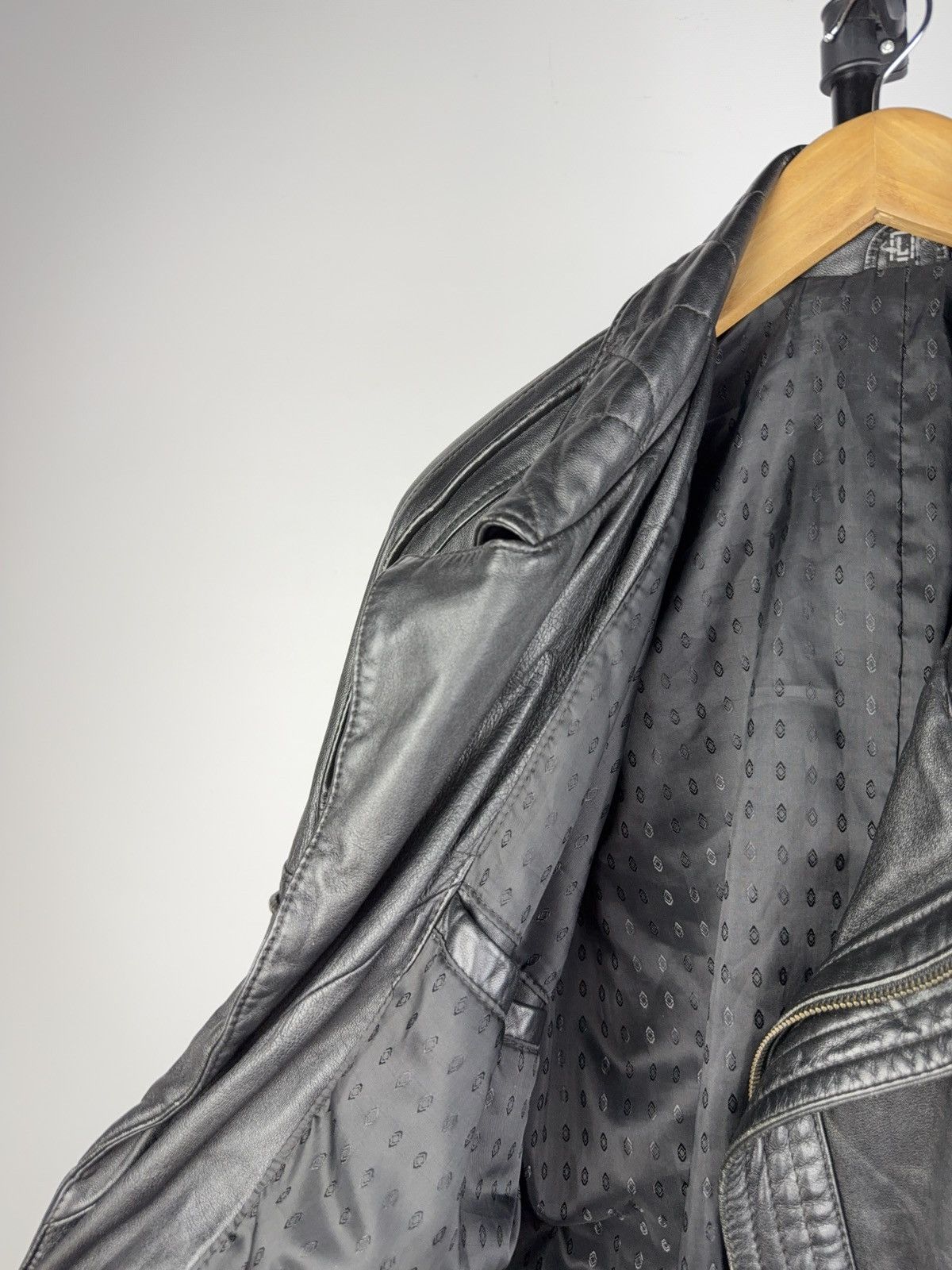 Leather Vintage 90s Genuine Leather MOTO Bomber Jacket Rock Punk Size US L / EU 52-54 / 3 - 10 Thumbnail
