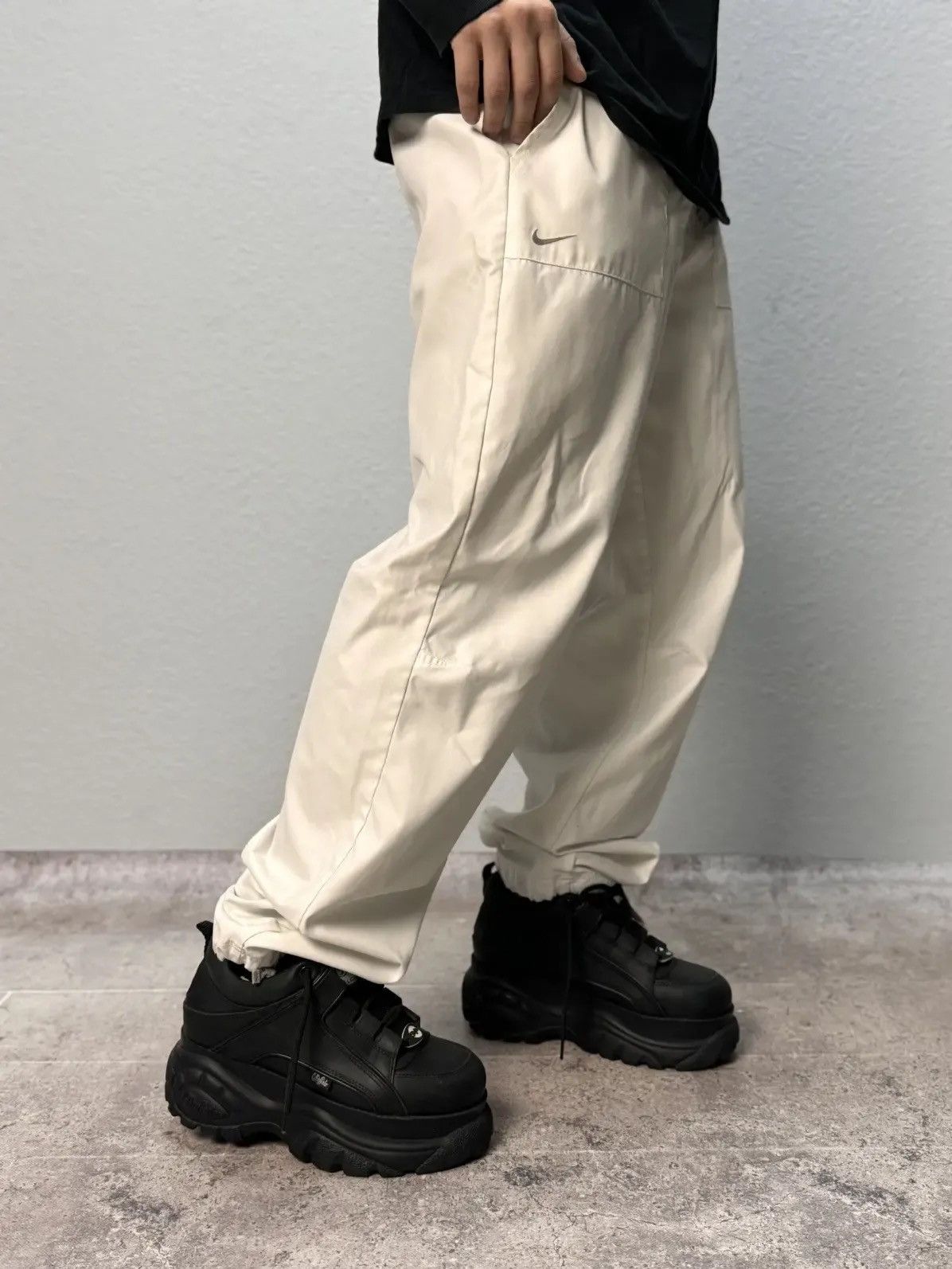 Nike SALE💣💣 Vintage Nike Cagro Baggy Fit pants drill vintage Size US 31 - 13 Thumbnail