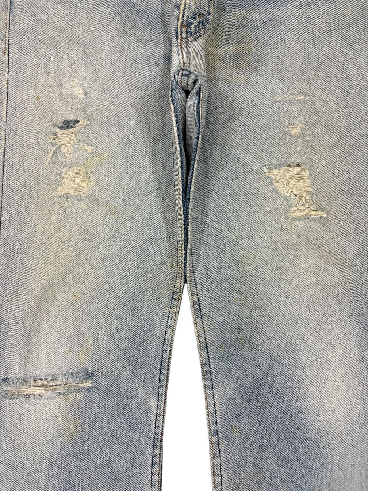 Levi's Vintage 90s Levis 505 Light Wash Distressed Jeans Size US 32 / EU 48 - 5 Thumbnail