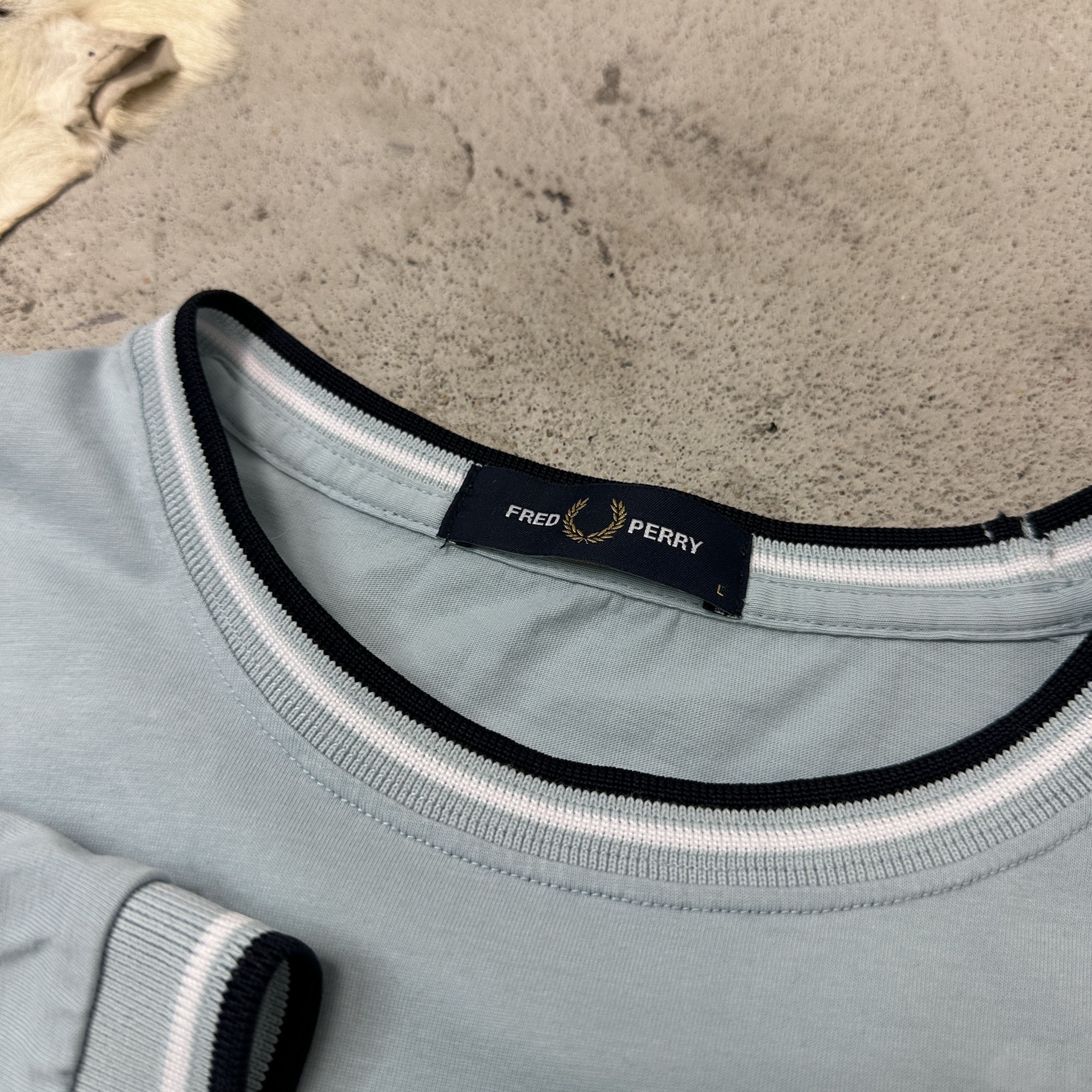 Fred Perry Vintage Streetwear Skater Fred Perry T-shirt Y2K Size US L / EU 52-54 / 3 - 3 Thumbnail