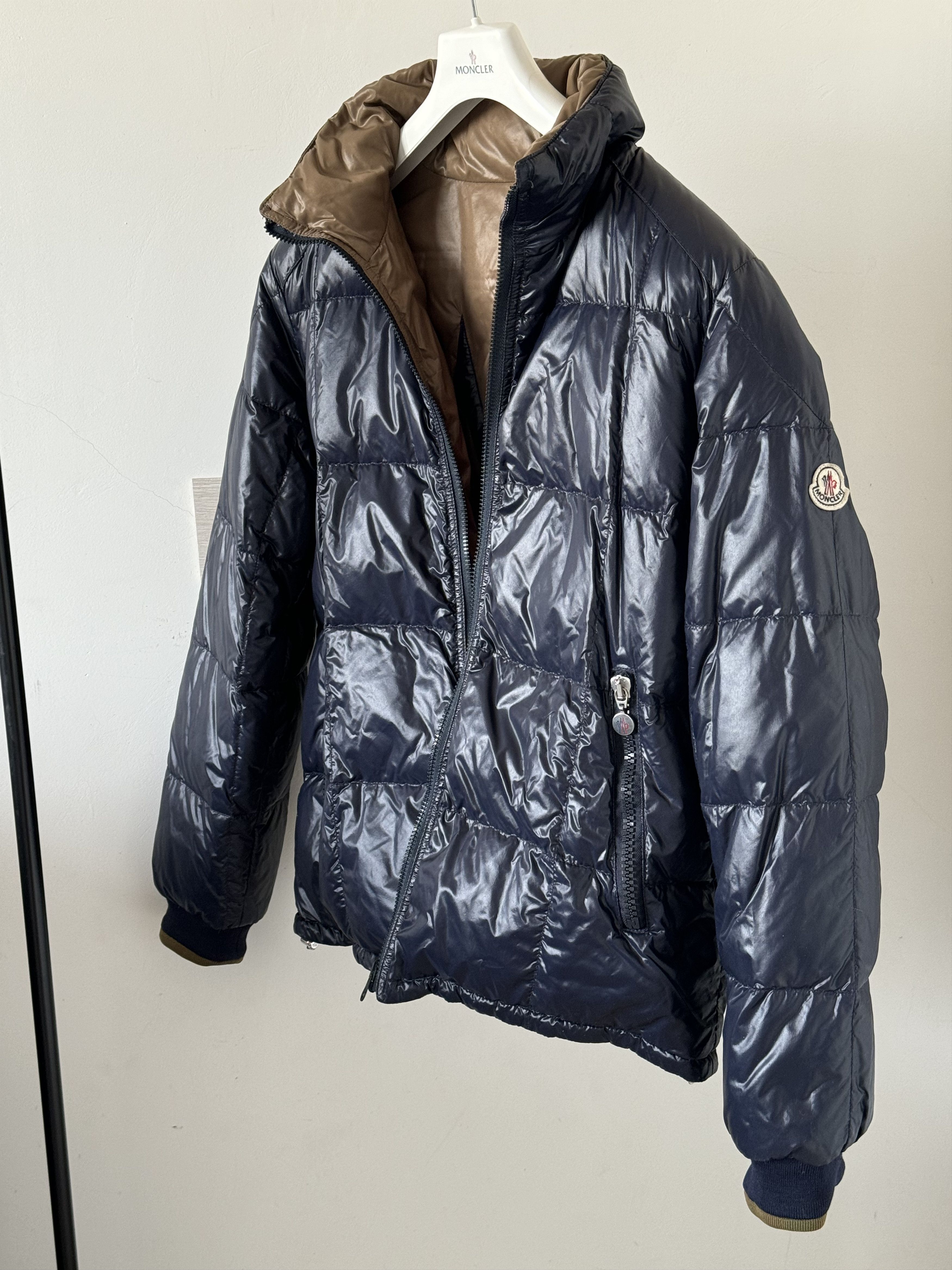 Moncler !Extremely rare vintage Moncler puffer jacket Size US L / EU 52-54 / 3 - 3 Thumbnail