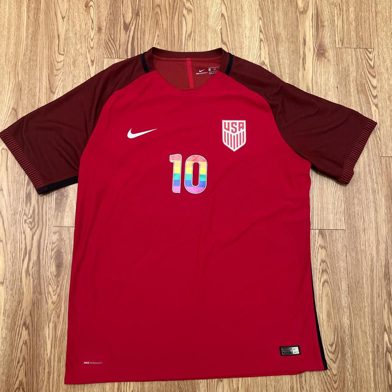 Nike 2017 Christian Pulisic USMNT Pride Kit Size US XXL / EU 58 / 5 - 1 Thumbnail