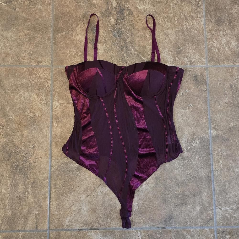 Designer Burgundy Detailed HM Bodysuit Lingerie Size ONE SIZE - 1 Thumbnail