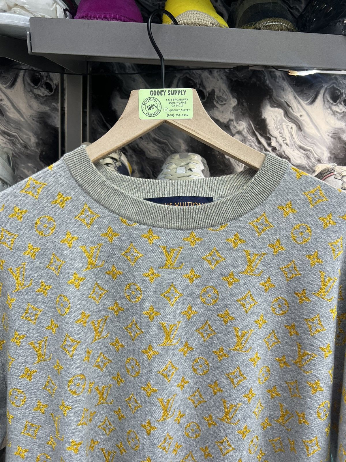 Louis Vuitton Louis Vuitton Monogram Tee Shirt Size US XL / EU 56 / 4 - 5 Thumbnail