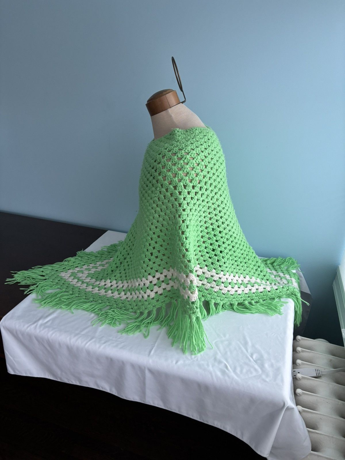 Vintage Vintage Crochet Knit Cape Shawl 1980s Handmade Sweater Green Size US M / EU 48-50 / 2 - 17 Thumbnail