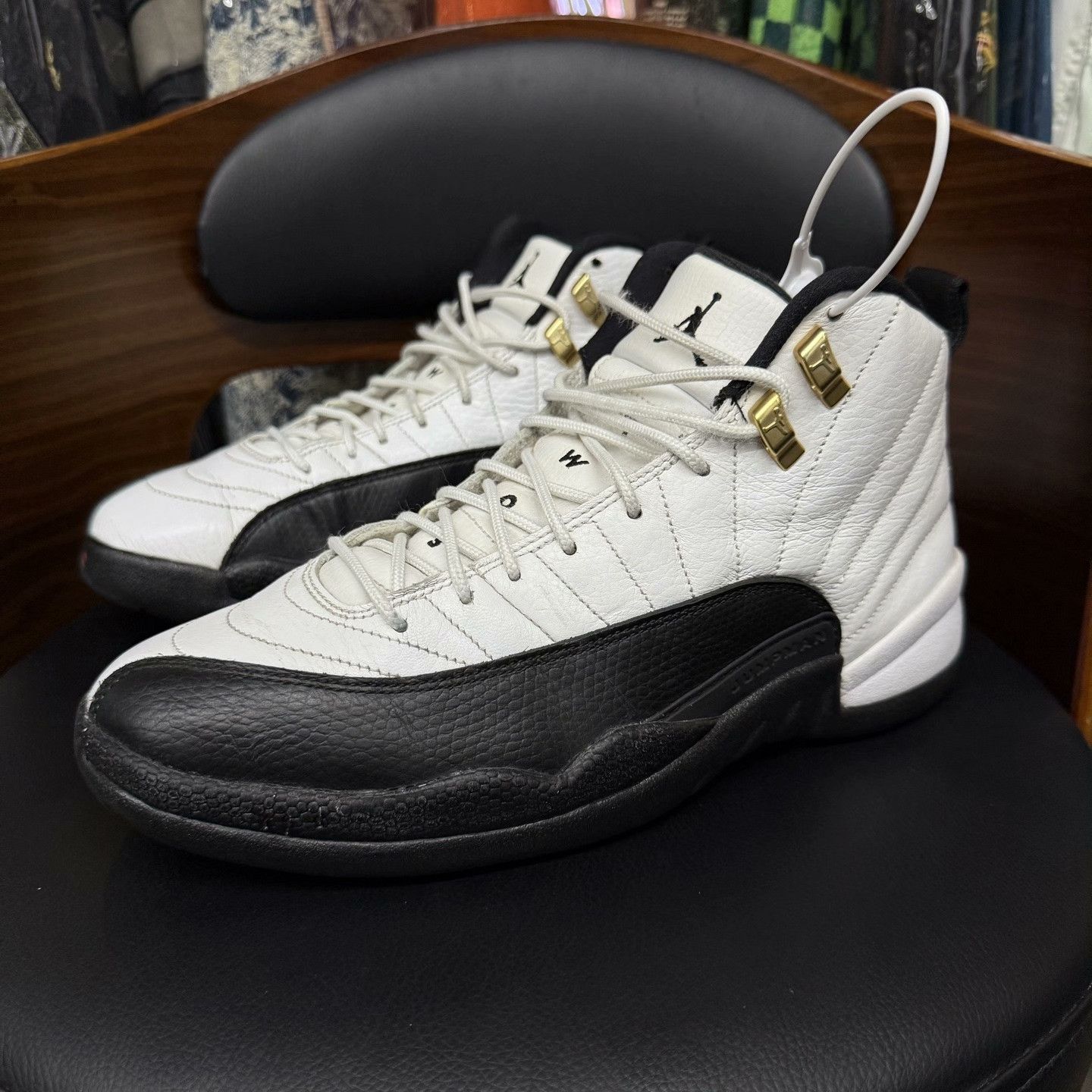 Nike Nike AJ12 Black Lowtop Sneakers 42 Men Size US 9 / EU 42 - 1 Thumbnail