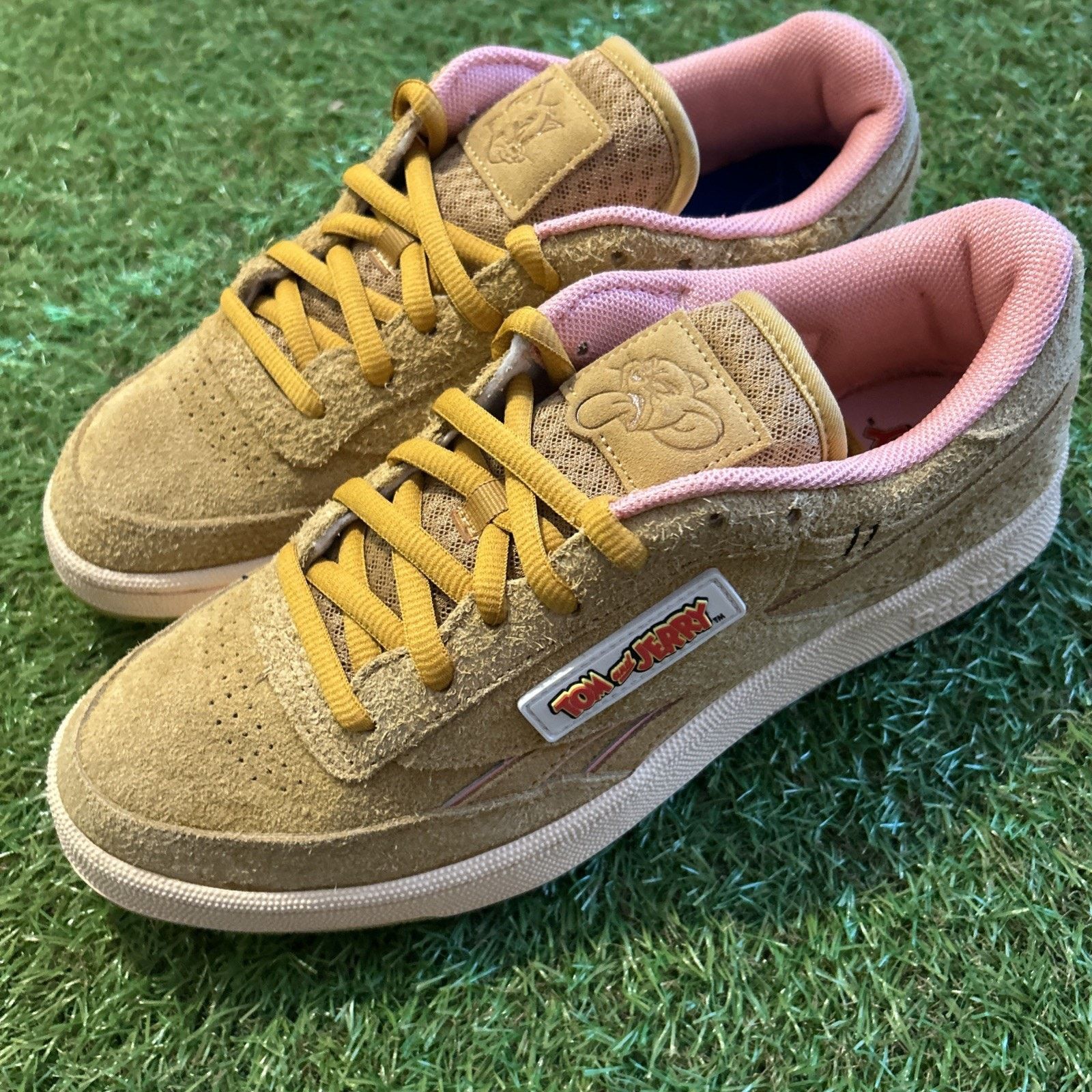 Reebok Reebok Club C Revenge Low x Tom & Jerry - 2020 Size 9.5 Size US 9.5 / EU 42-43 - 6 Thumbnail