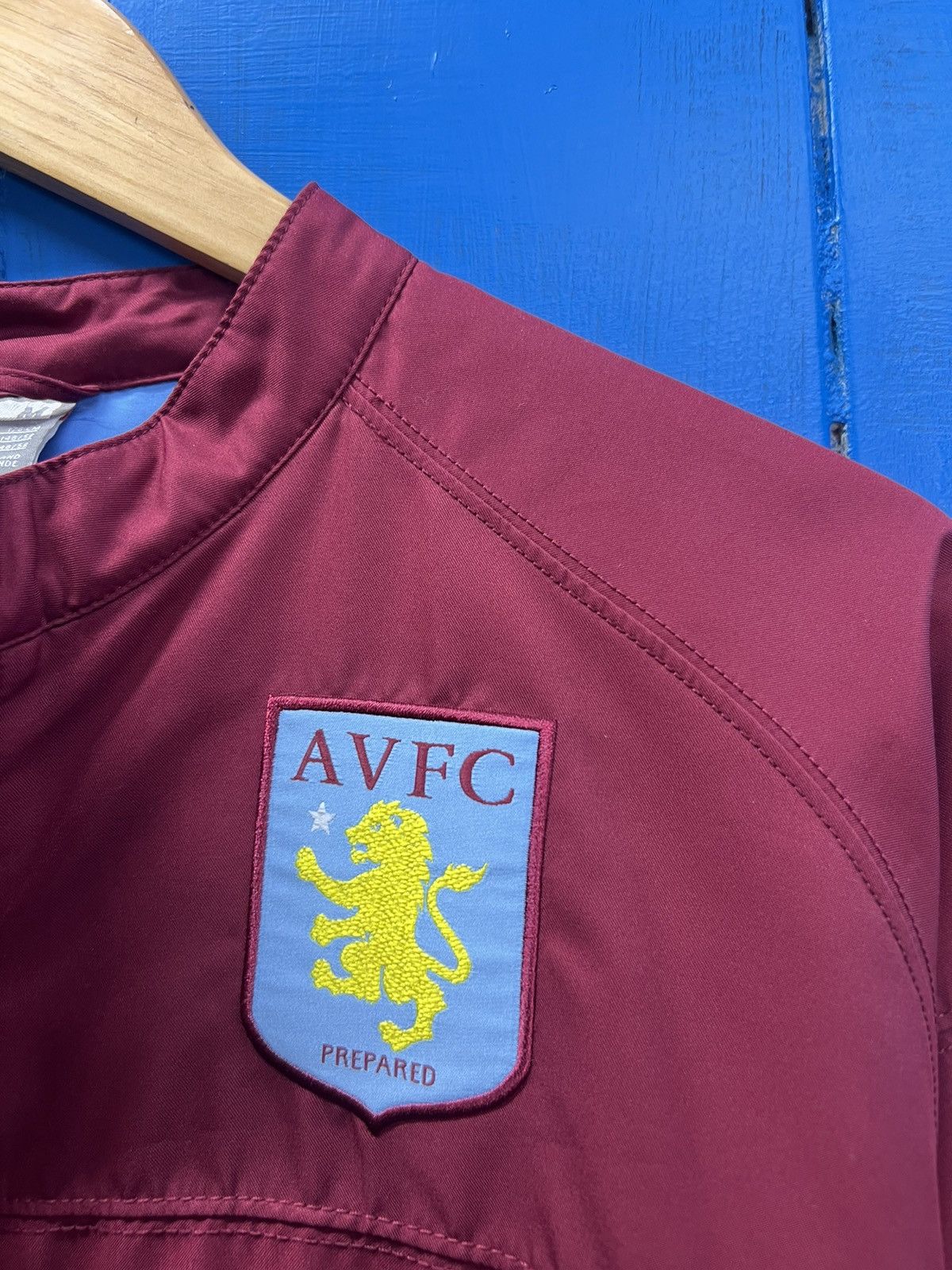 Vintage Vintage Nike 2008-2009 FC Aston Villa Track Jacket Size US M / EU 48-50 / 2 - 6 Thumbnail